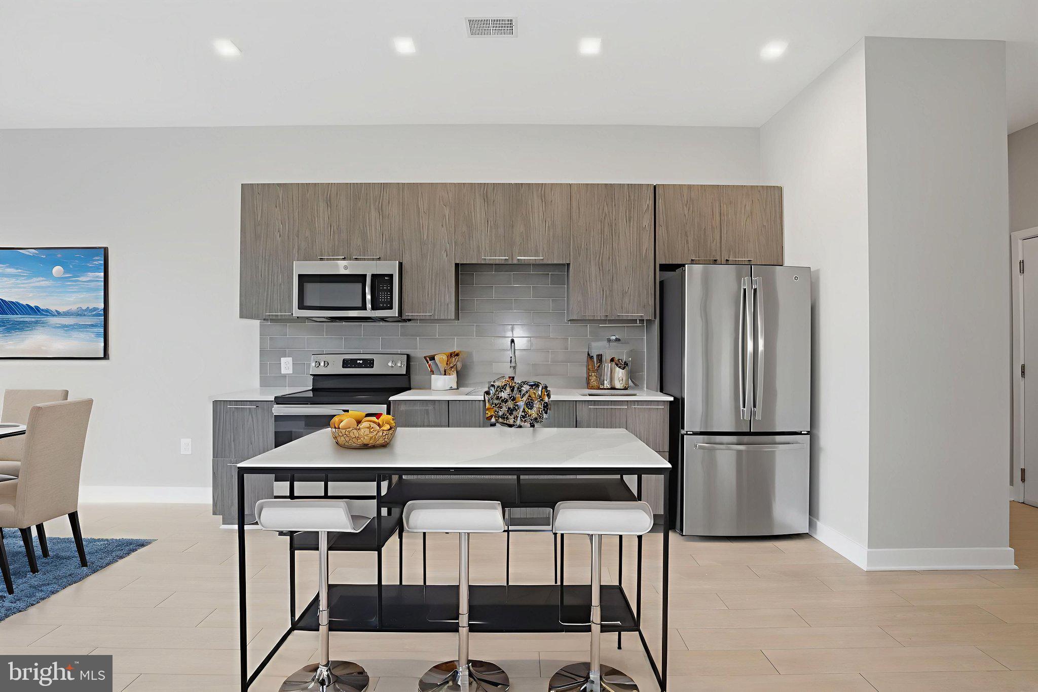 989 S BUCHANAN STREET 410