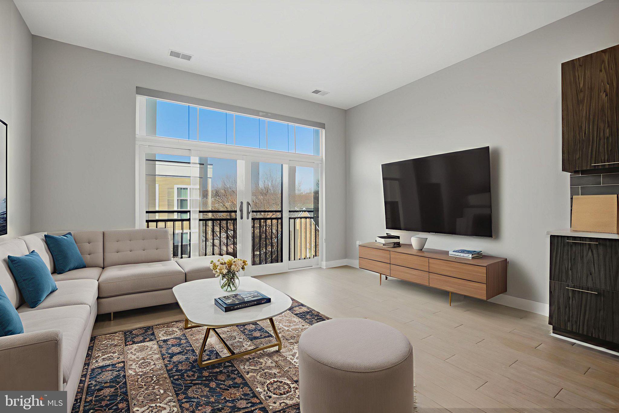 989 S BUCHANAN STREET 410