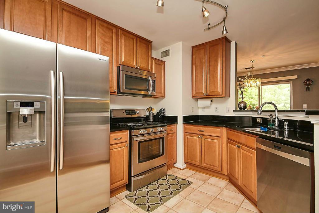 GATES OF FAIR LAKES - Residential