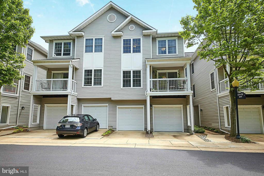 GATES OF FAIR LAKES - Residential