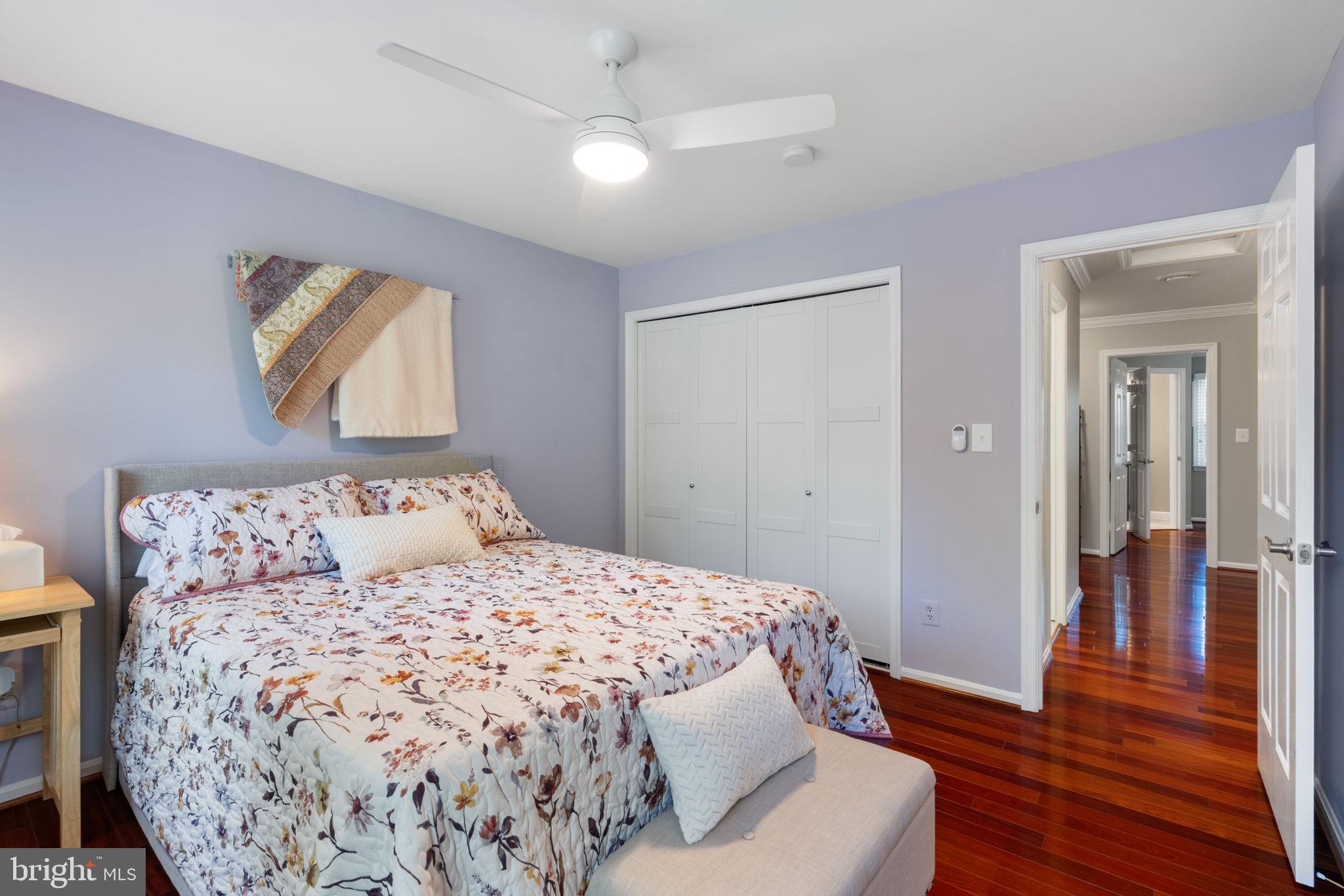 SIGNAL HILL - Residential