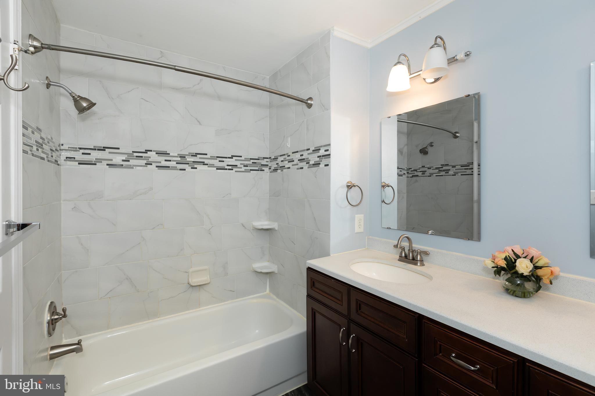 OAKHURST - Residential Lease