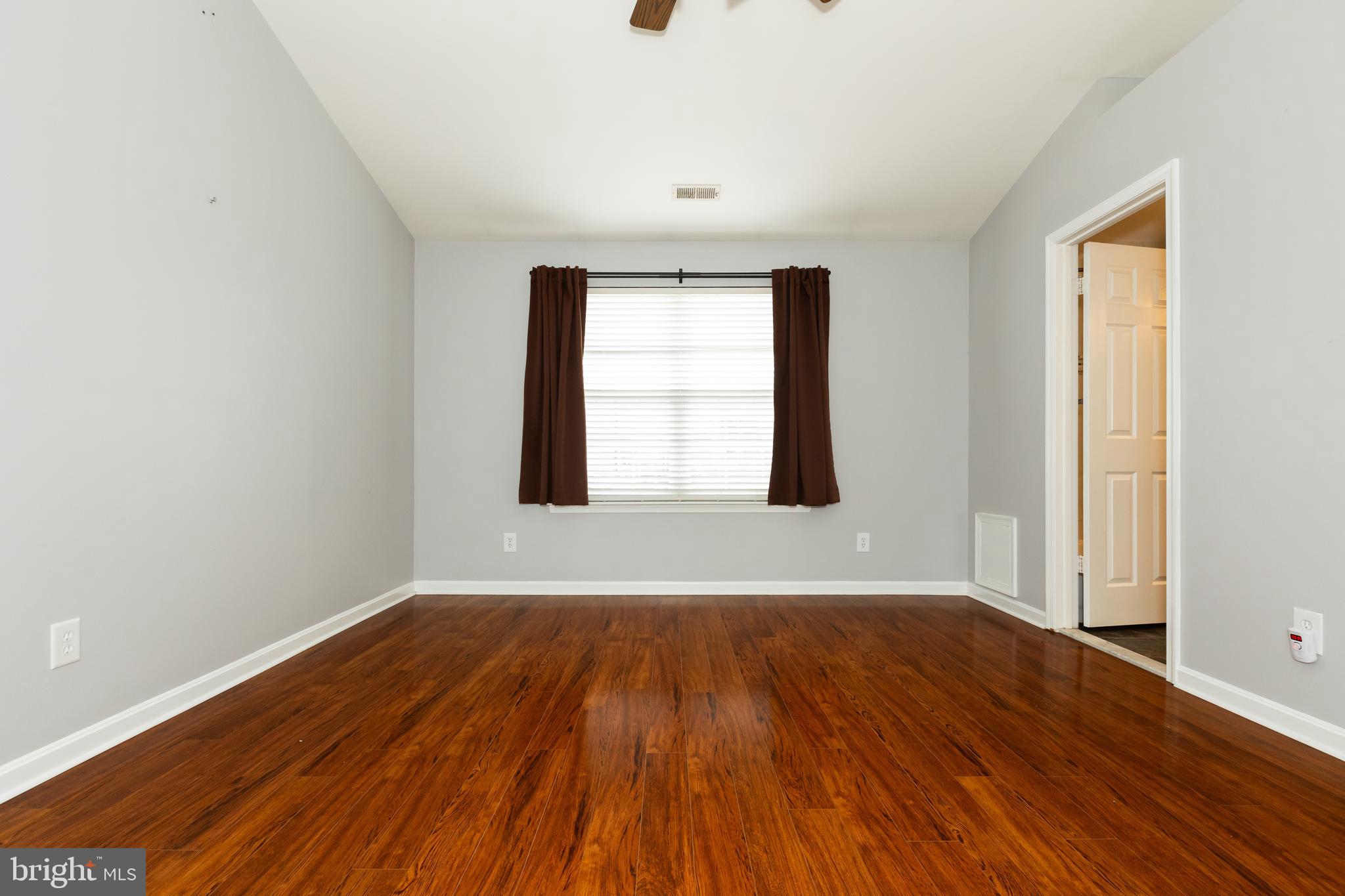 OAKHURST - Residential Lease