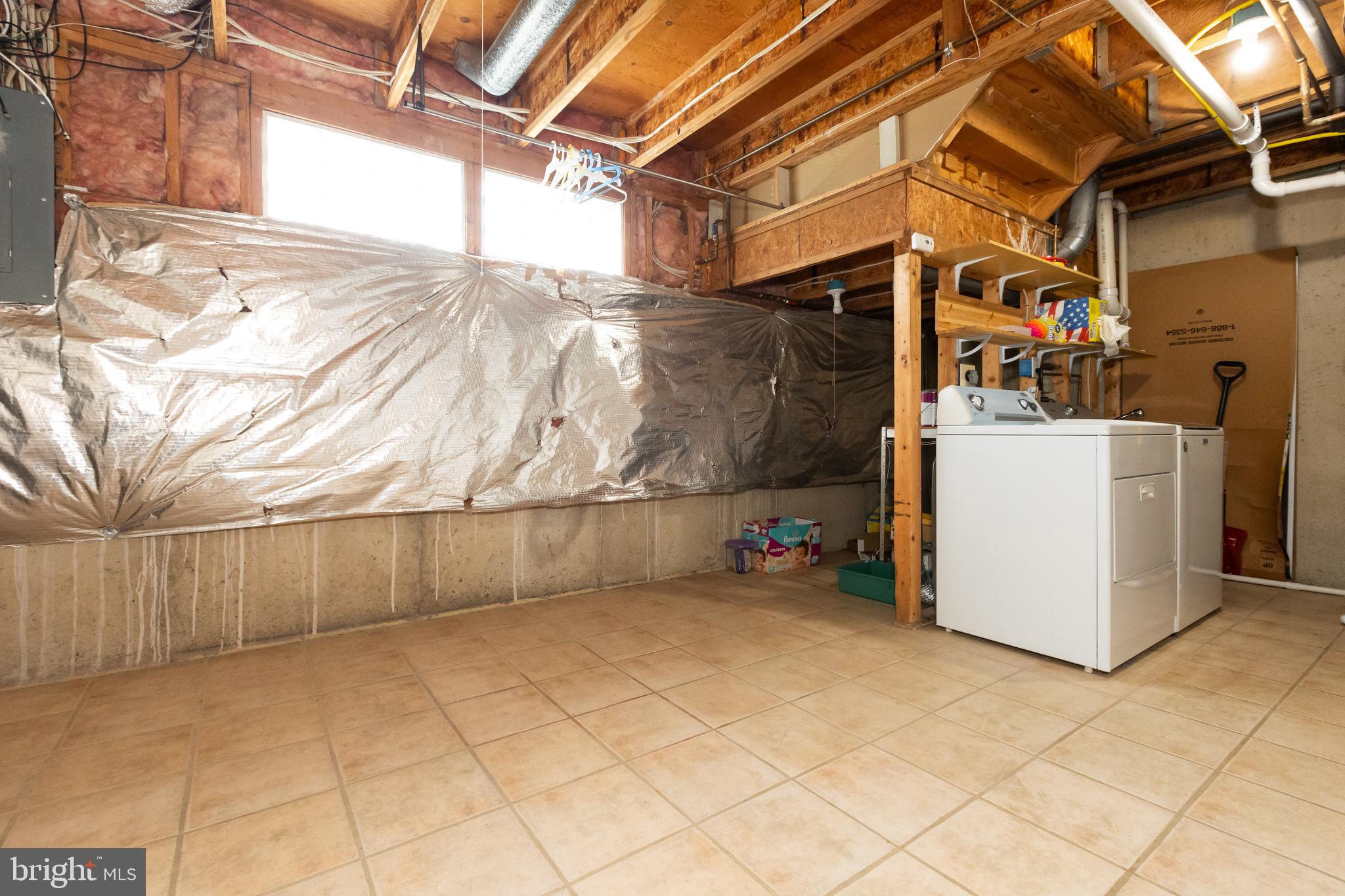 OAKHURST - Residential Lease