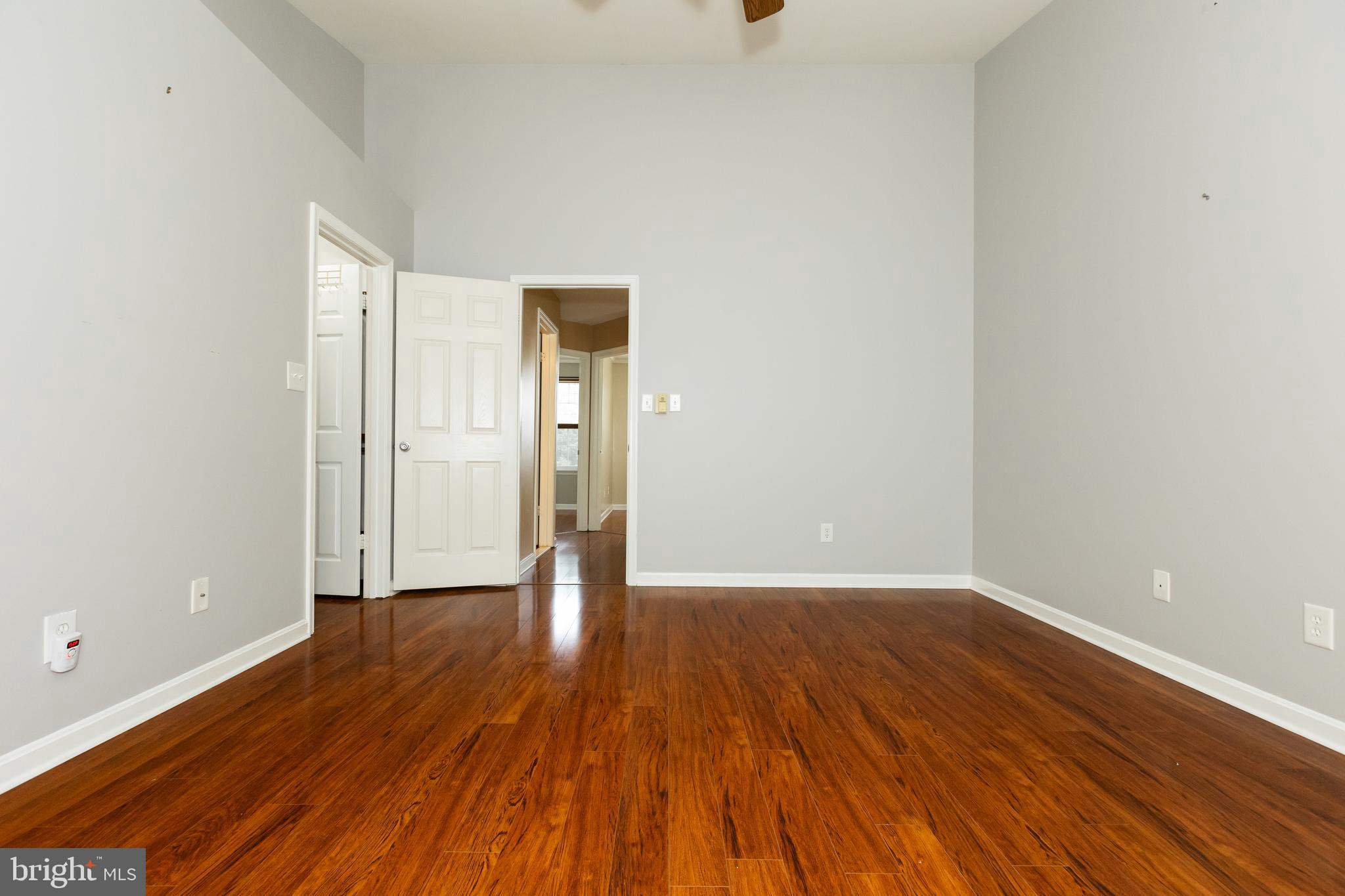 OAKHURST - Residential Lease