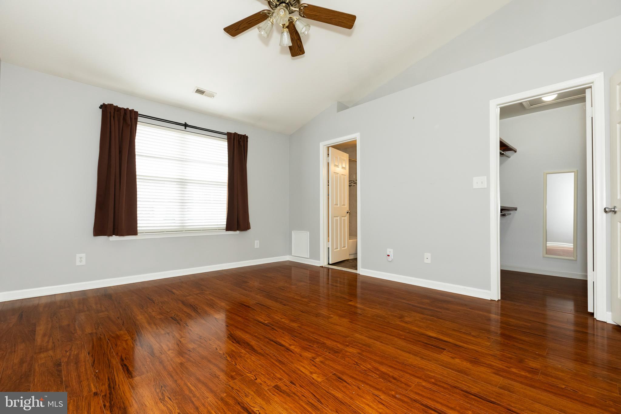 OAKHURST - Residential Lease