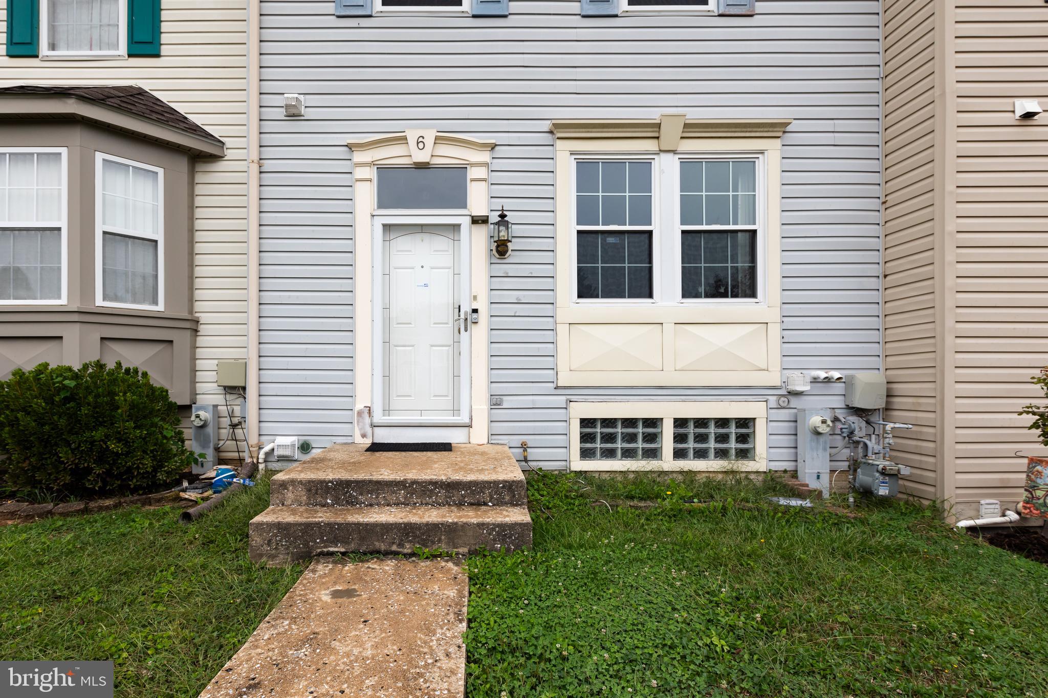 OAKHURST - Residential Lease