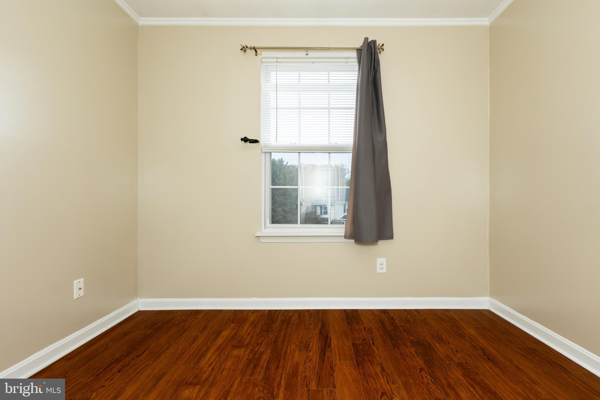 OAKHURST - Residential Lease