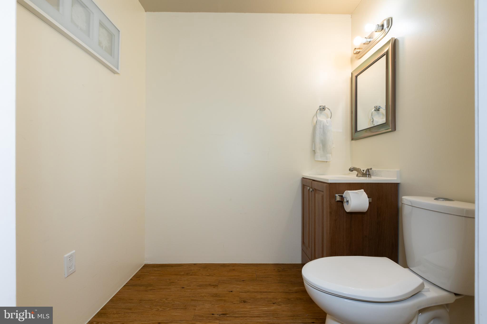 OAKHURST - Residential Lease