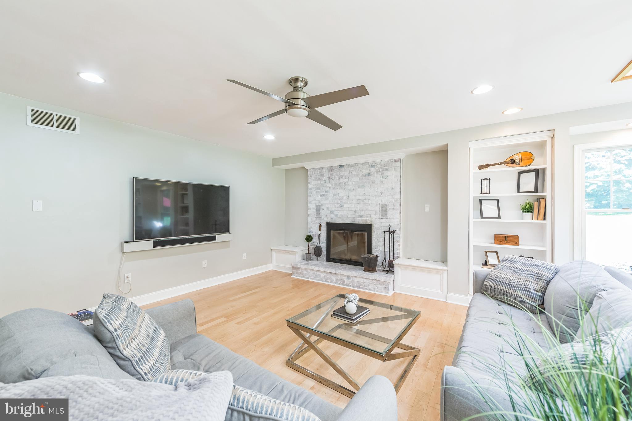 111 GLENNANN DRIVE