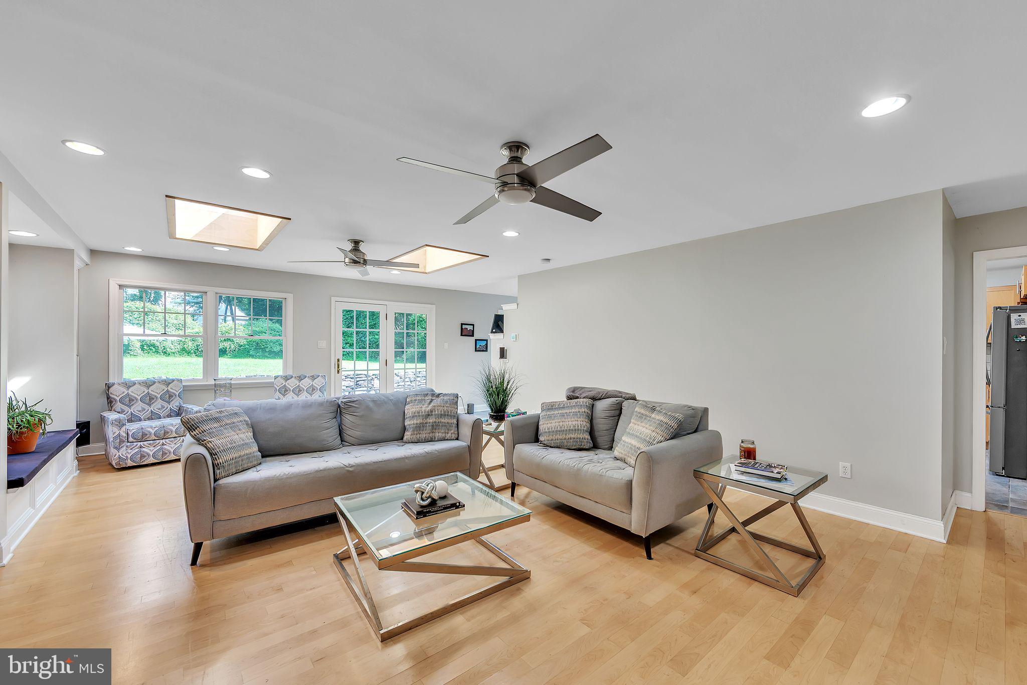 111 GLENNANN DRIVE