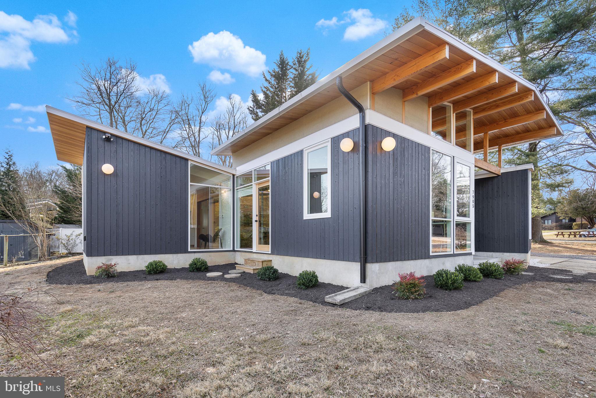 HOLMES RUN ACRES - Residential