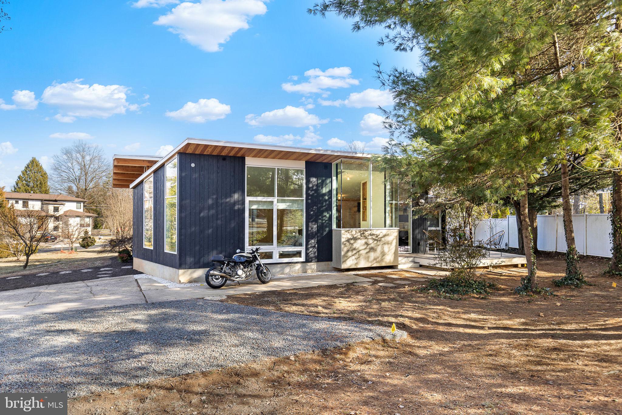 HOLMES RUN ACRES - Residential