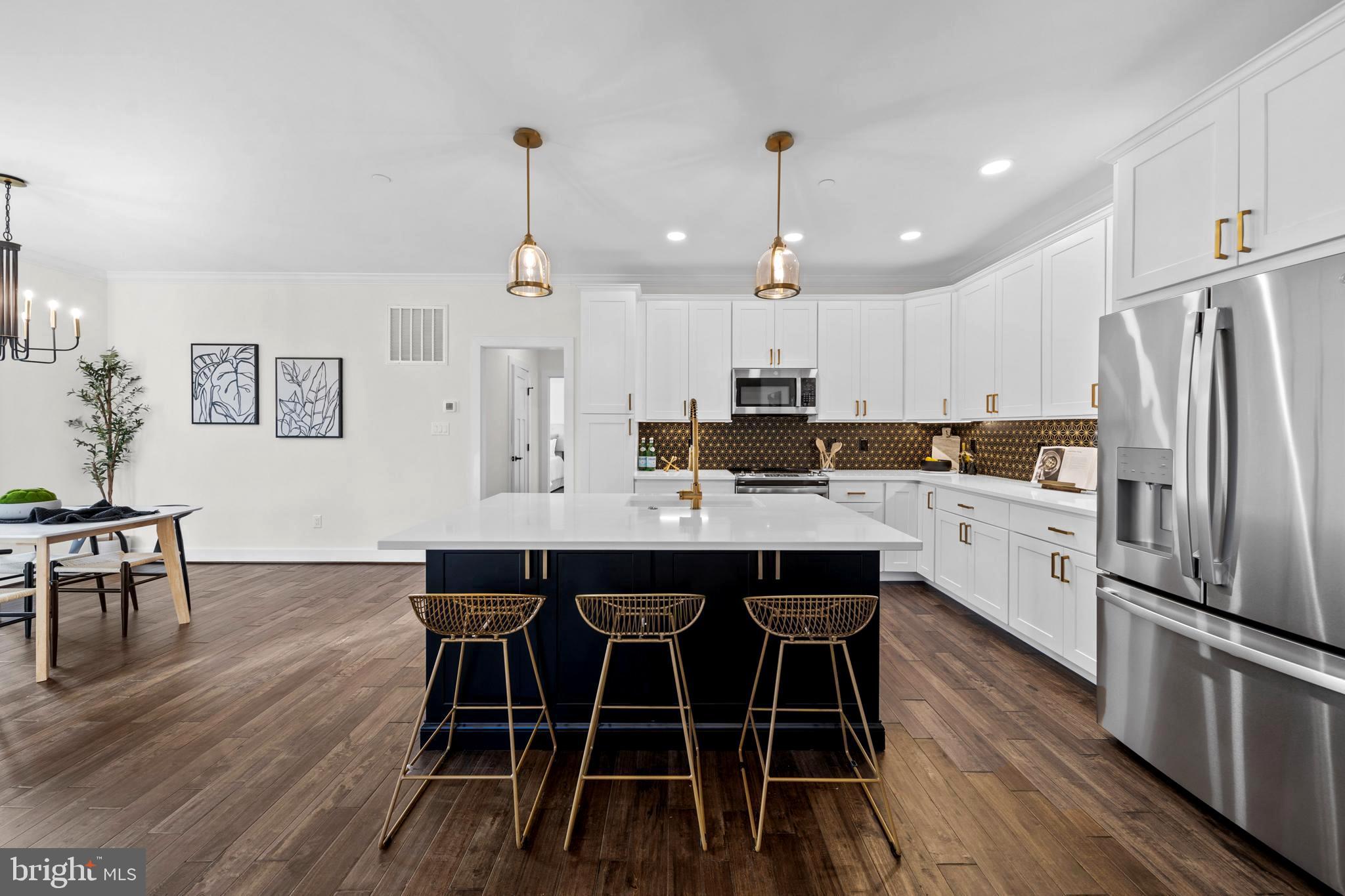 CLIFFTON ON THE POTOMAC - Residential