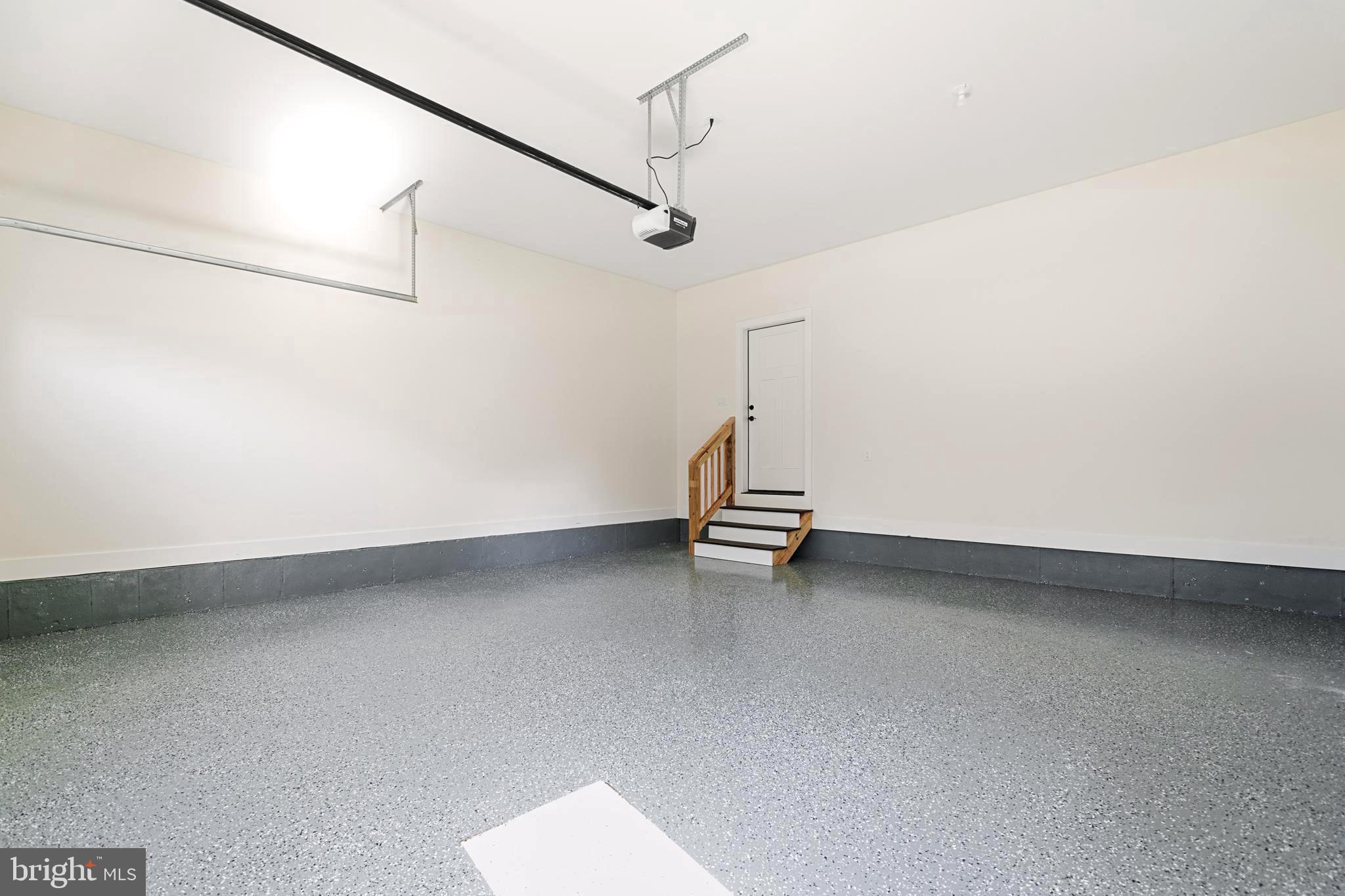 CLIFFTON ON THE POTOMAC - Residential