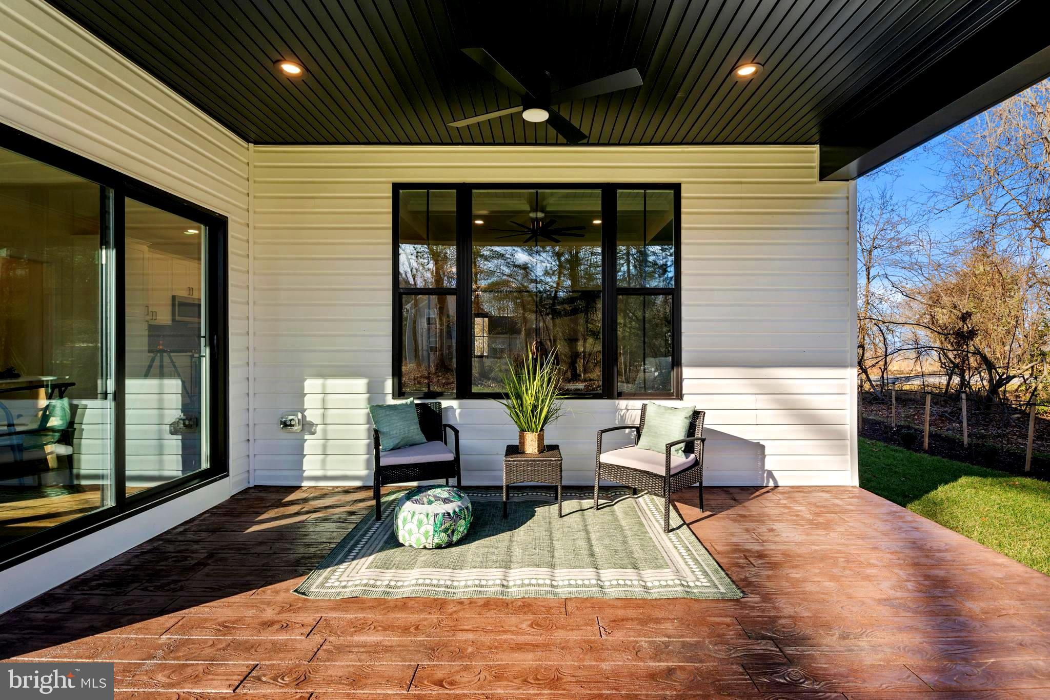 CLIFFTON ON THE POTOMAC - Residential