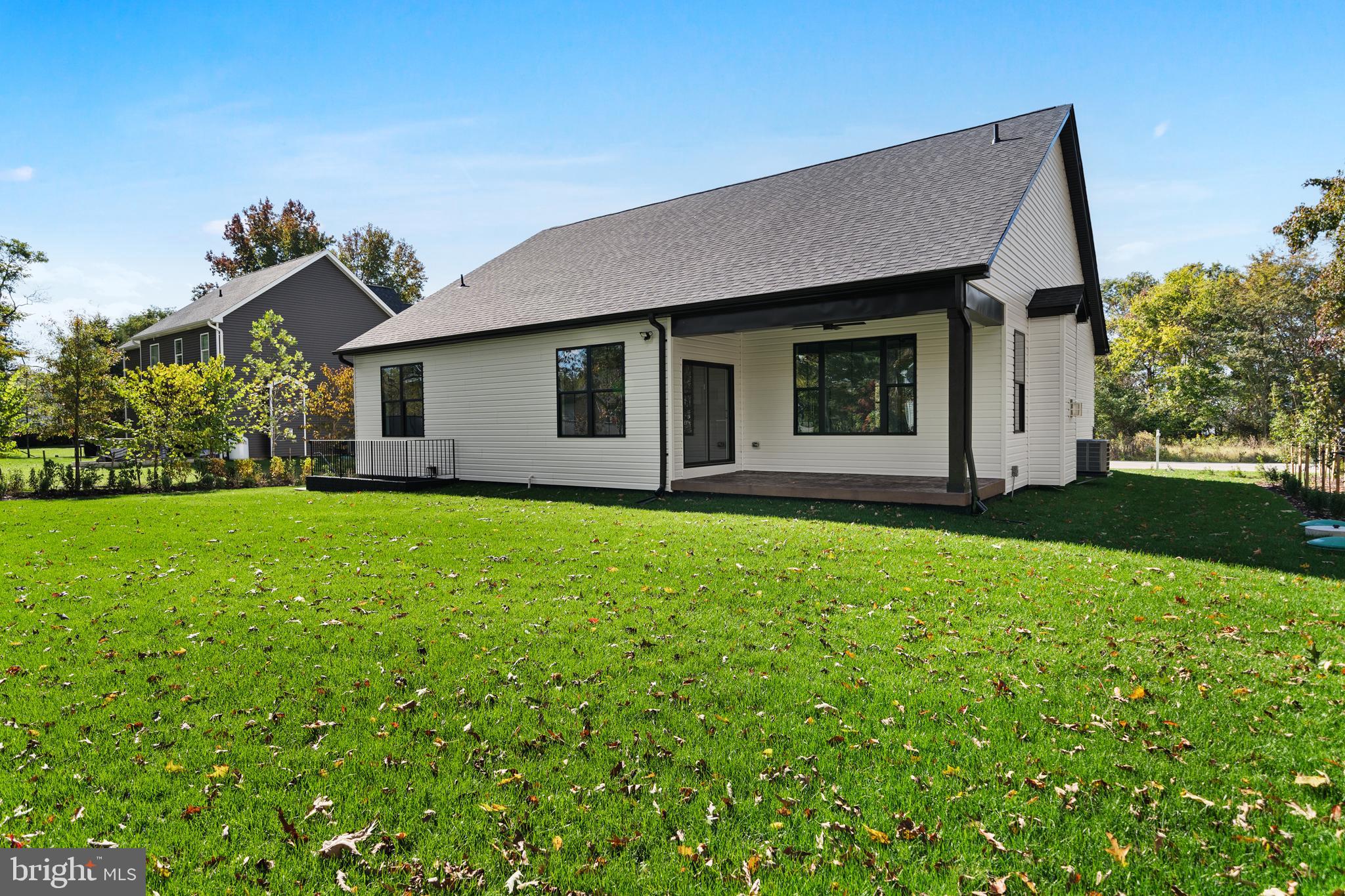 CLIFFTON ON THE POTOMAC - Residential