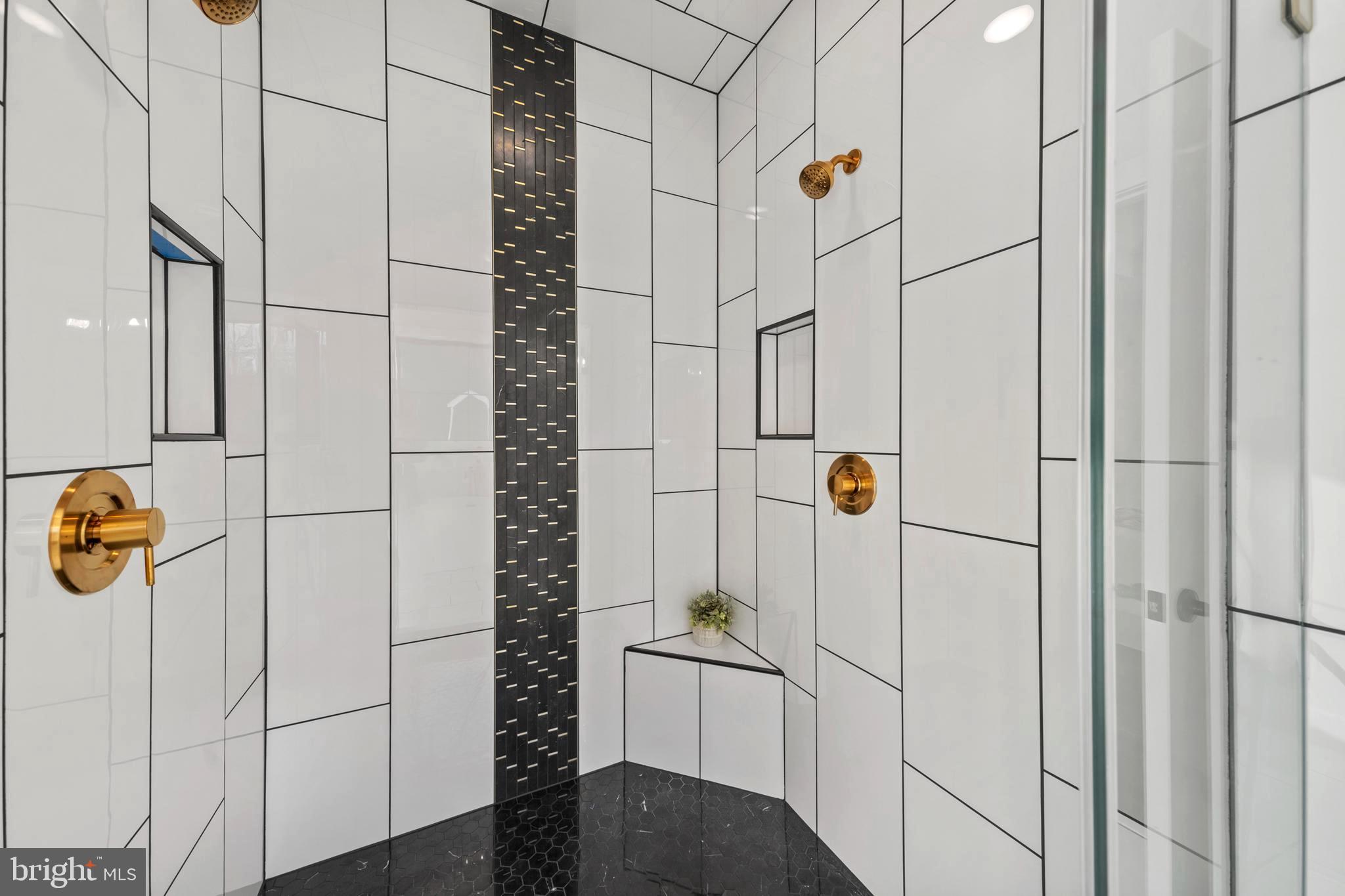 CLIFFTON ON THE POTOMAC - Residential