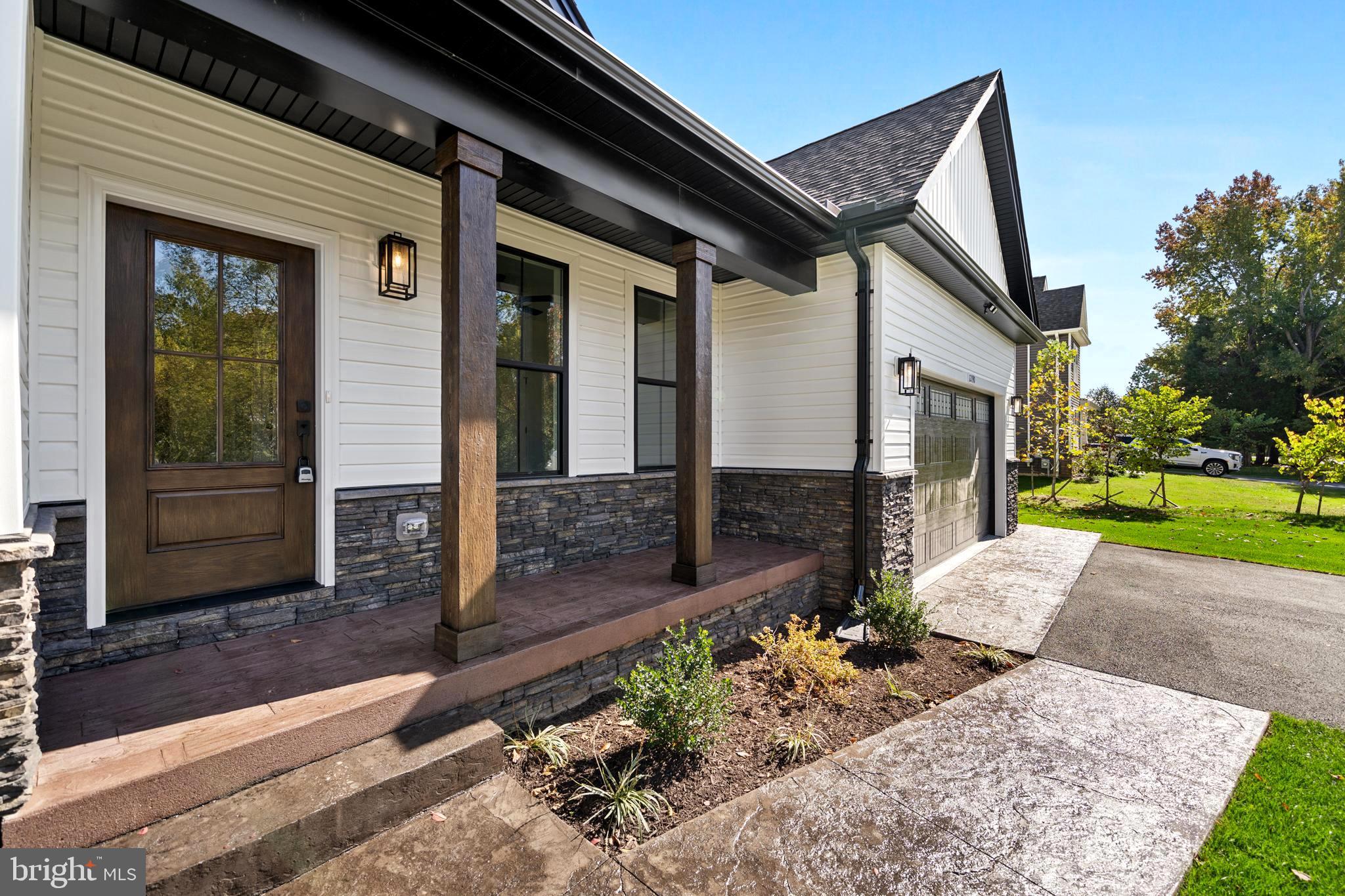 CLIFFTON ON THE POTOMAC - Residential