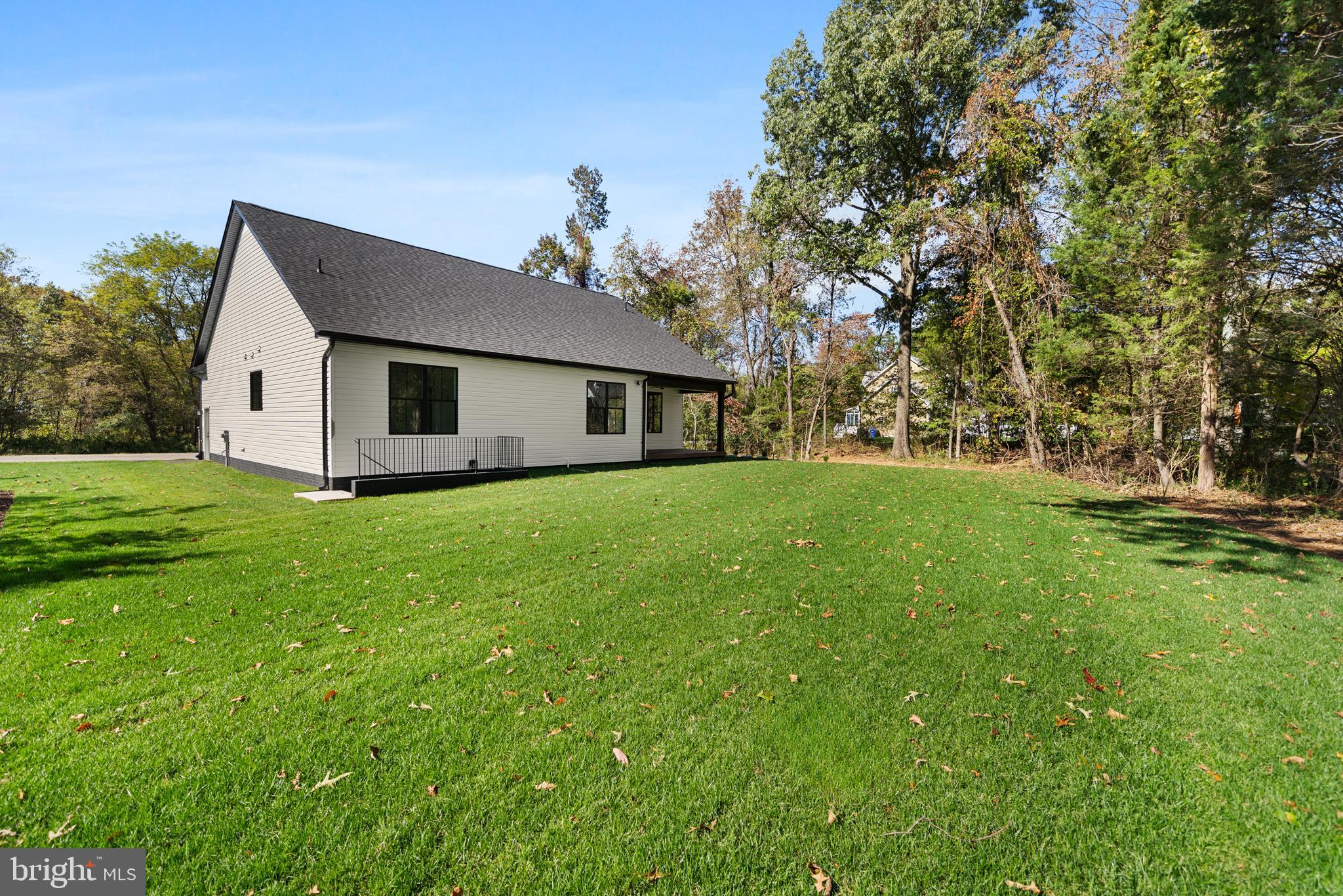 CLIFFTON ON THE POTOMAC - Residential