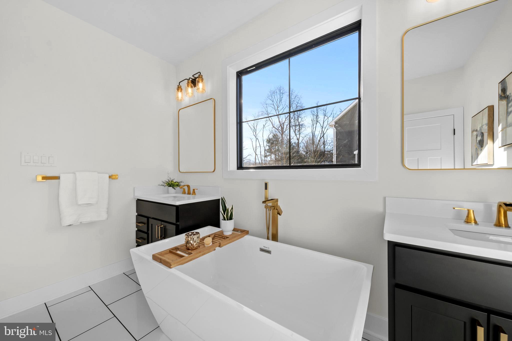 CLIFFTON ON THE POTOMAC - Residential