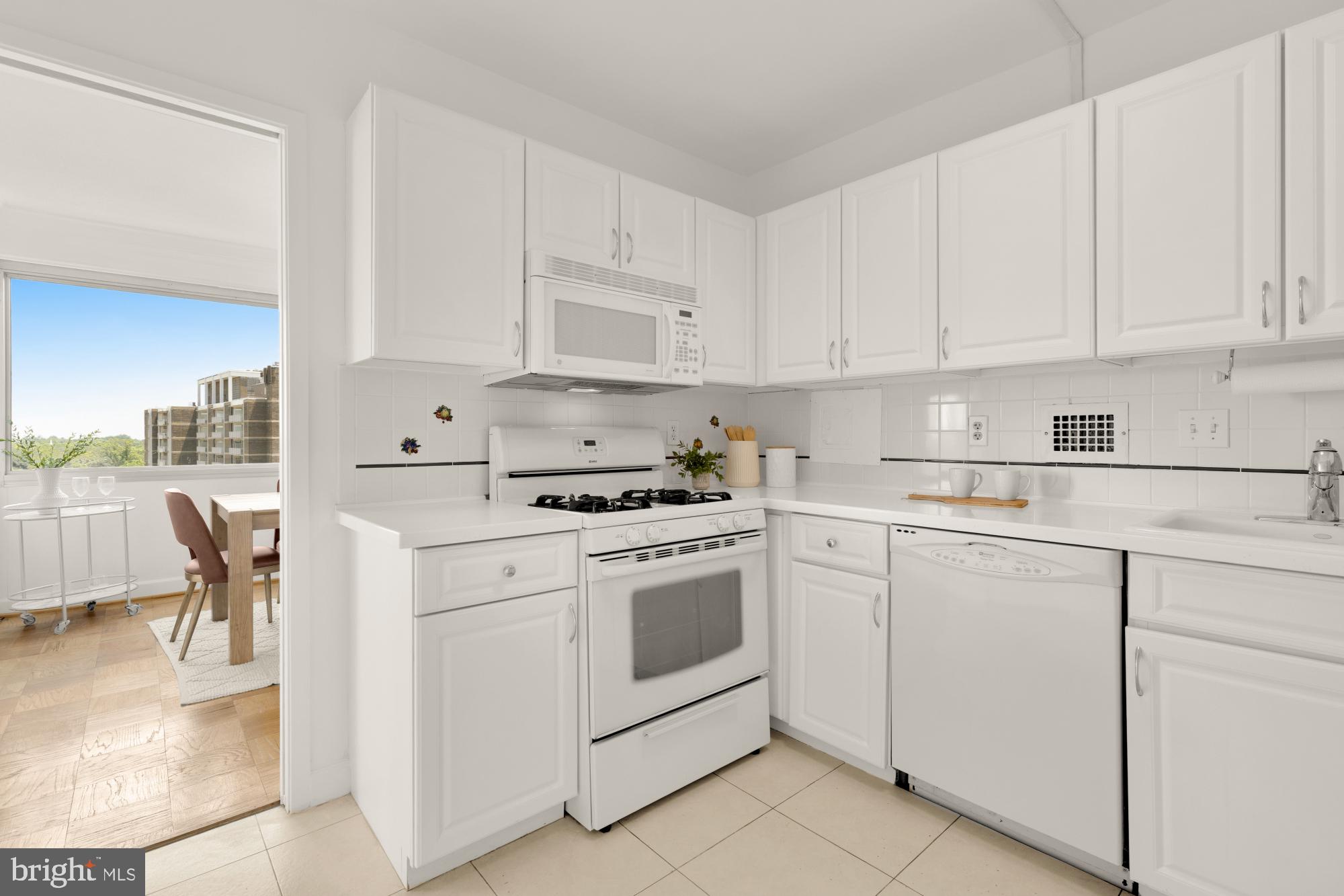 FRIENDSHIP HEIGHTS - Residential