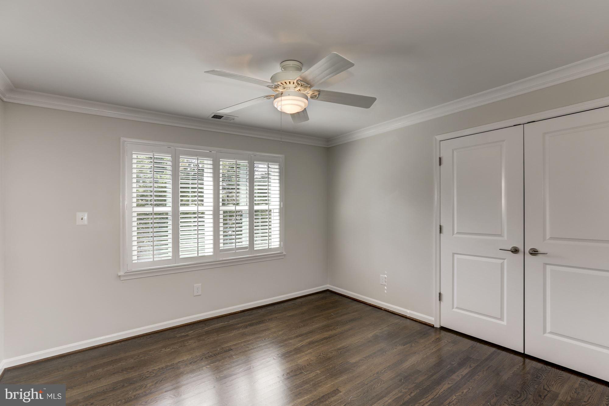 LYNWOOD - Residential