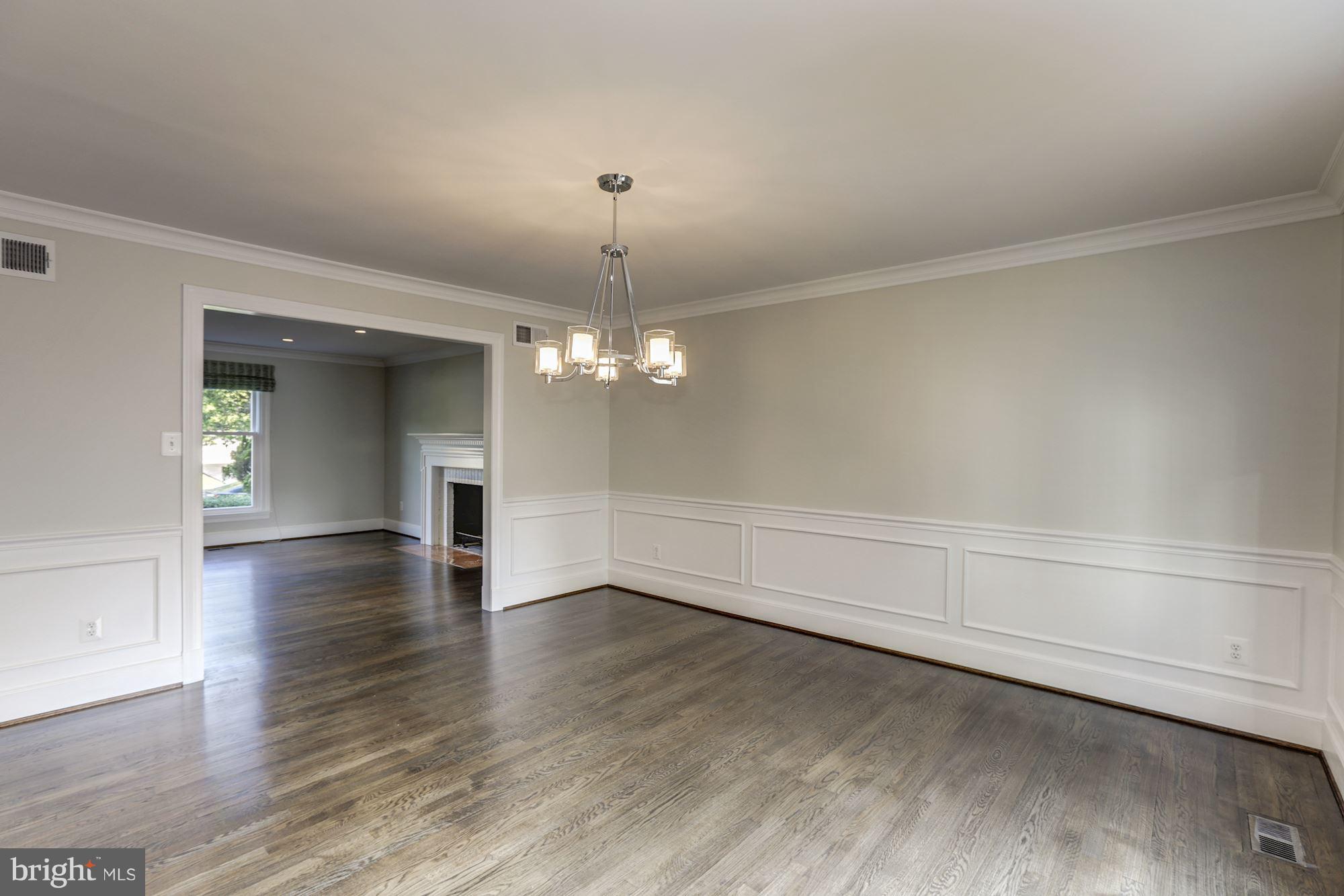 LYNWOOD - Residential