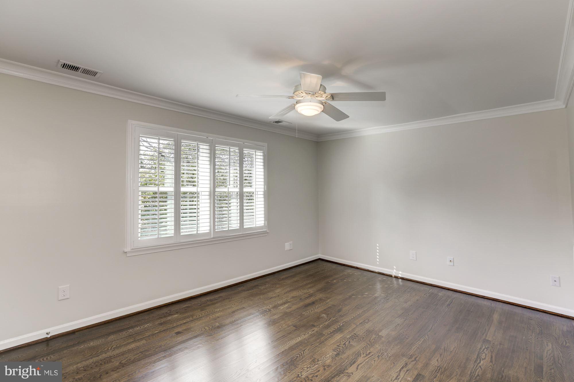 LYNWOOD - Residential