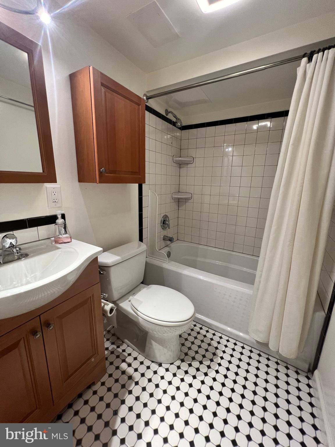 BERWYN HEIGHTS - Residential Lease