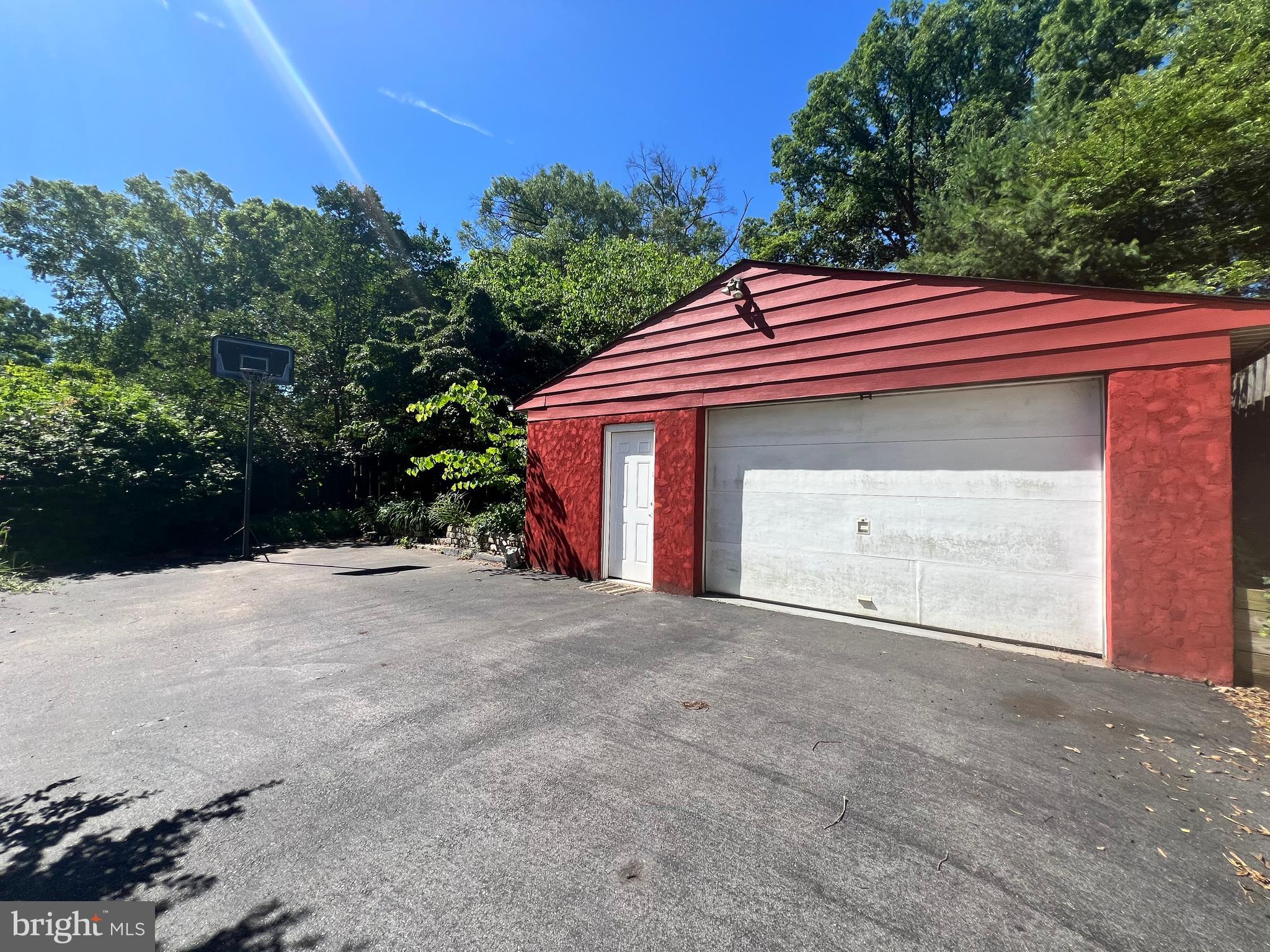 BERWYN HEIGHTS - Residential Lease