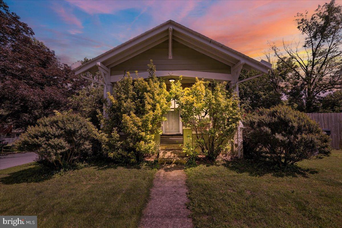 1313 CARSONIA AVENUE