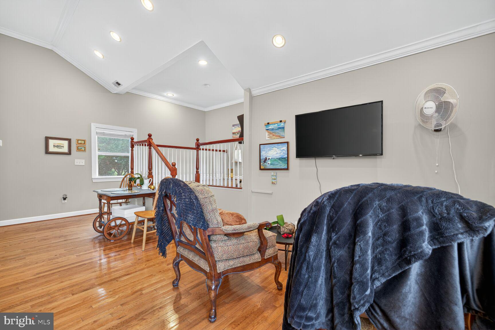 DAMASCUS OUTSIDE - Residential Lease