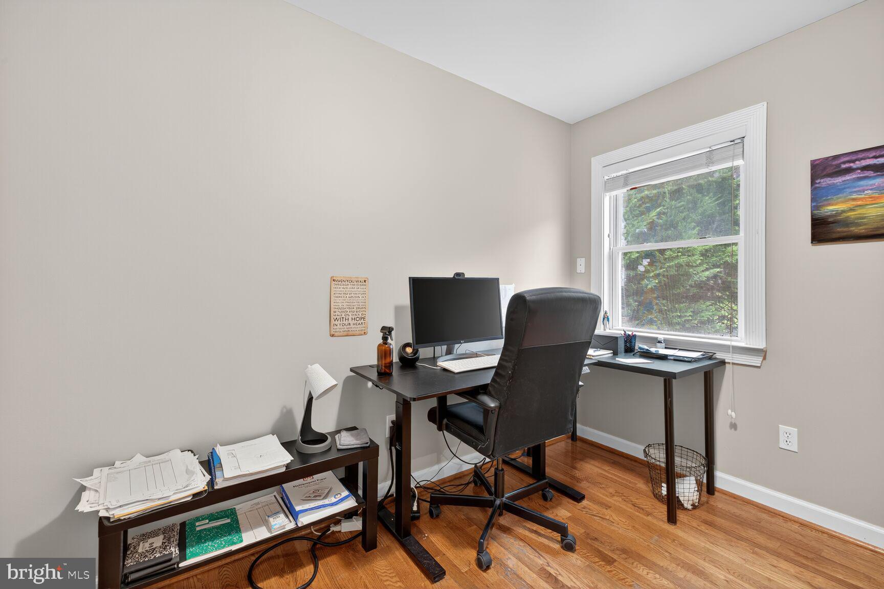 DAMASCUS OUTSIDE - Residential Lease