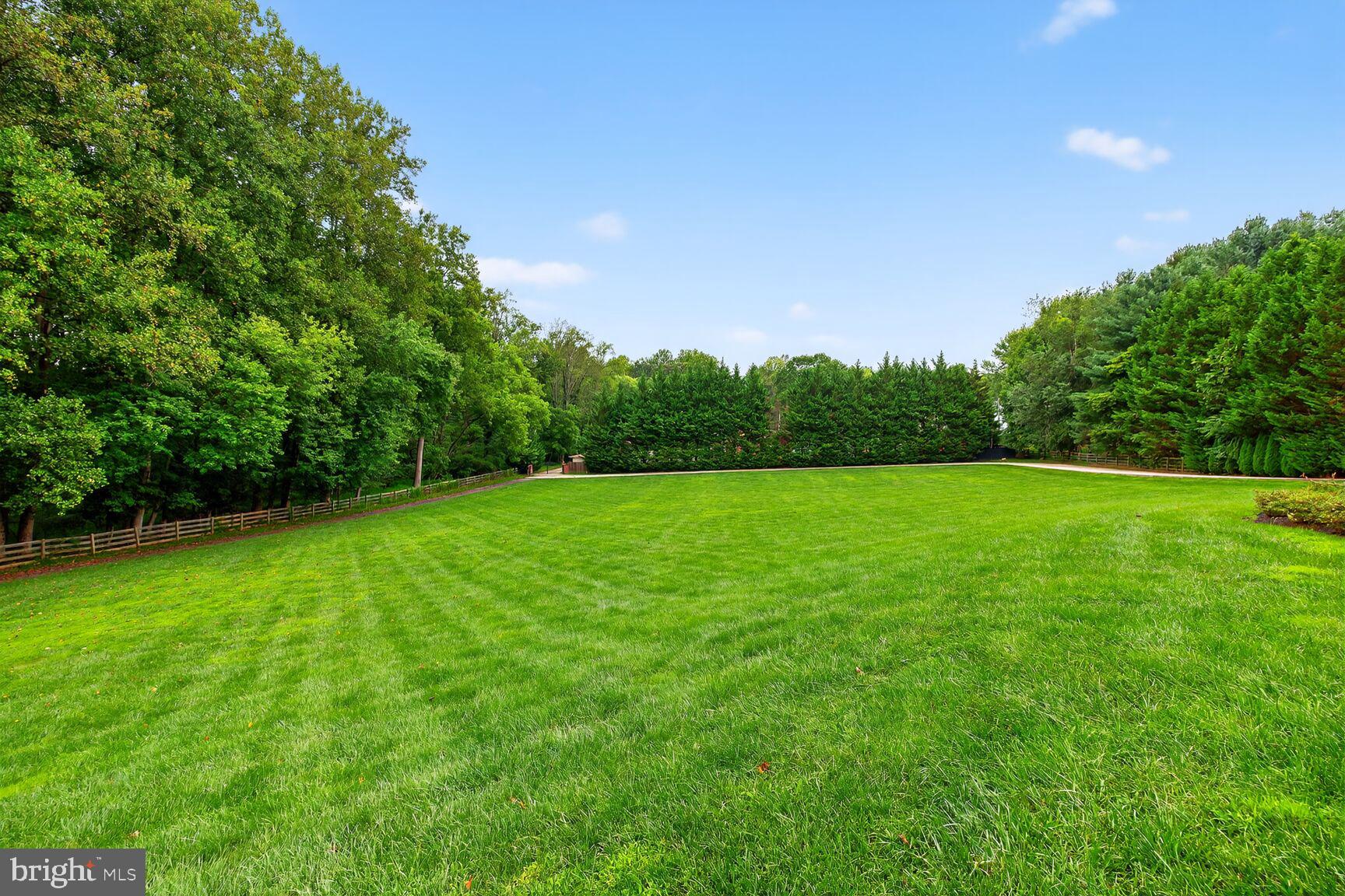 DAMASCUS OUTSIDE - Residential Lease