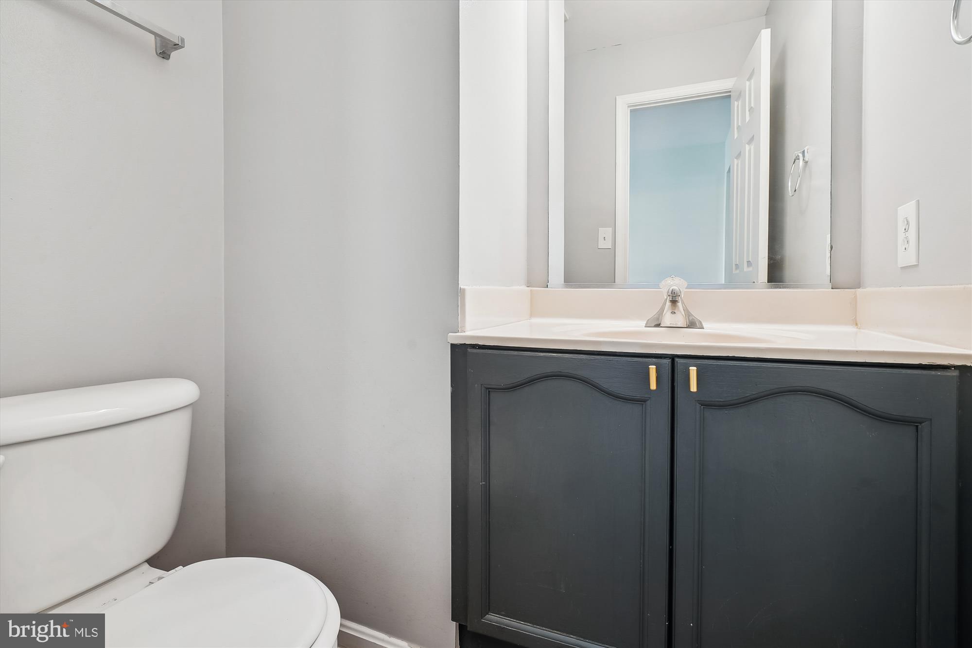 STAFFORD LAKES VILLAGE - Residential Lease