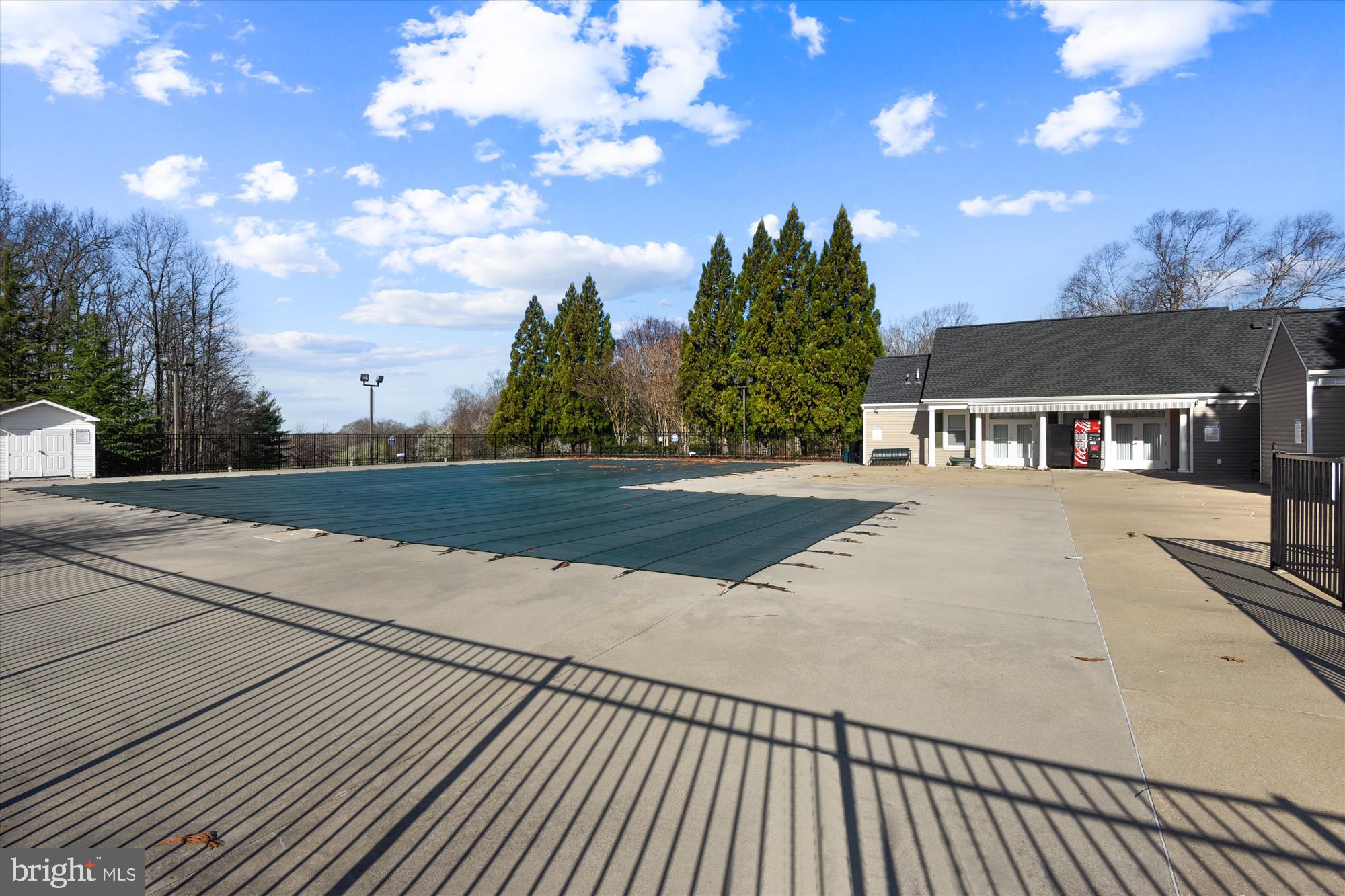 STAFFORD LAKES VILLAGE - Residential Lease