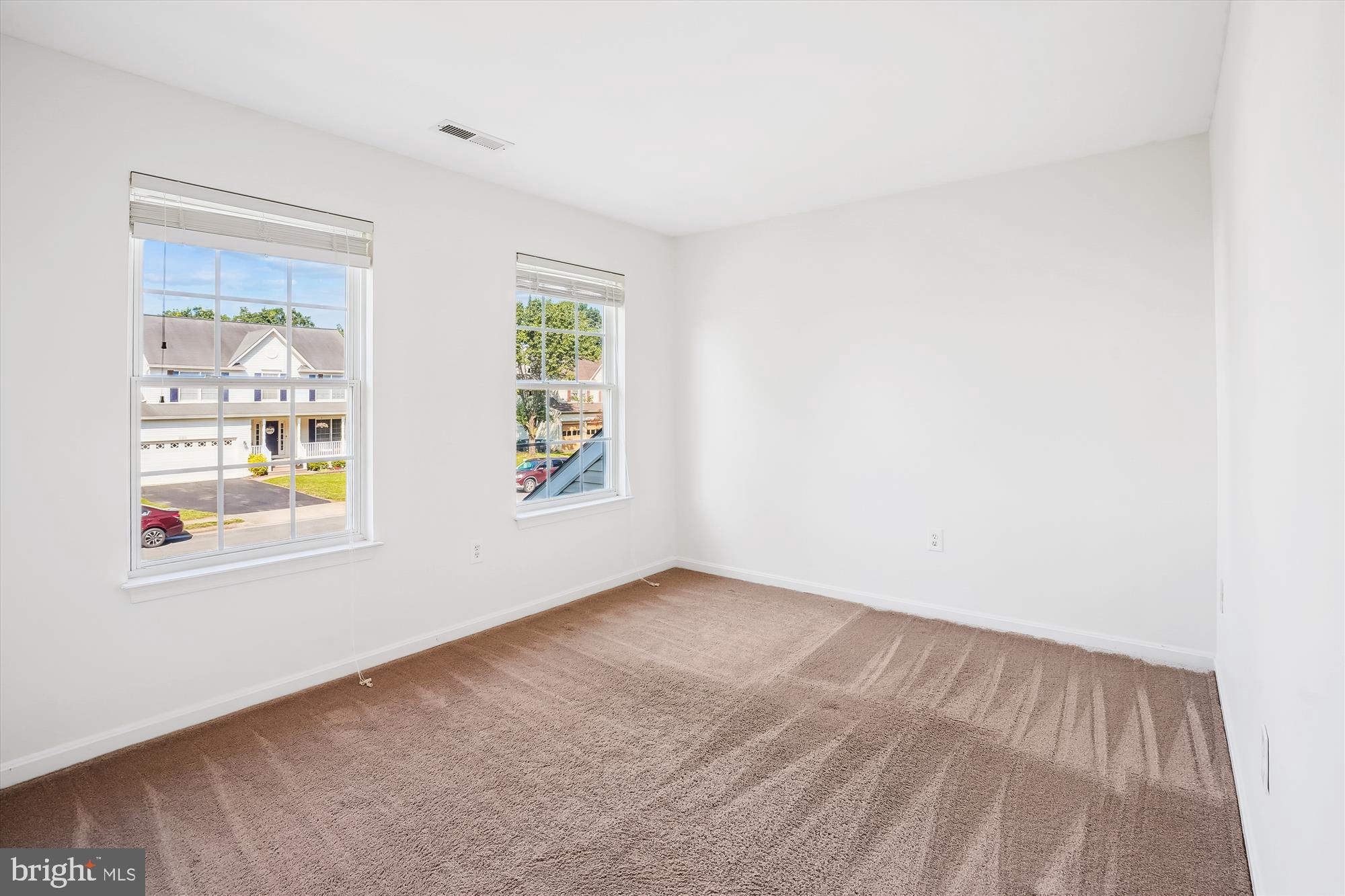 STAFFORD LAKES VILLAGE - Residential Lease