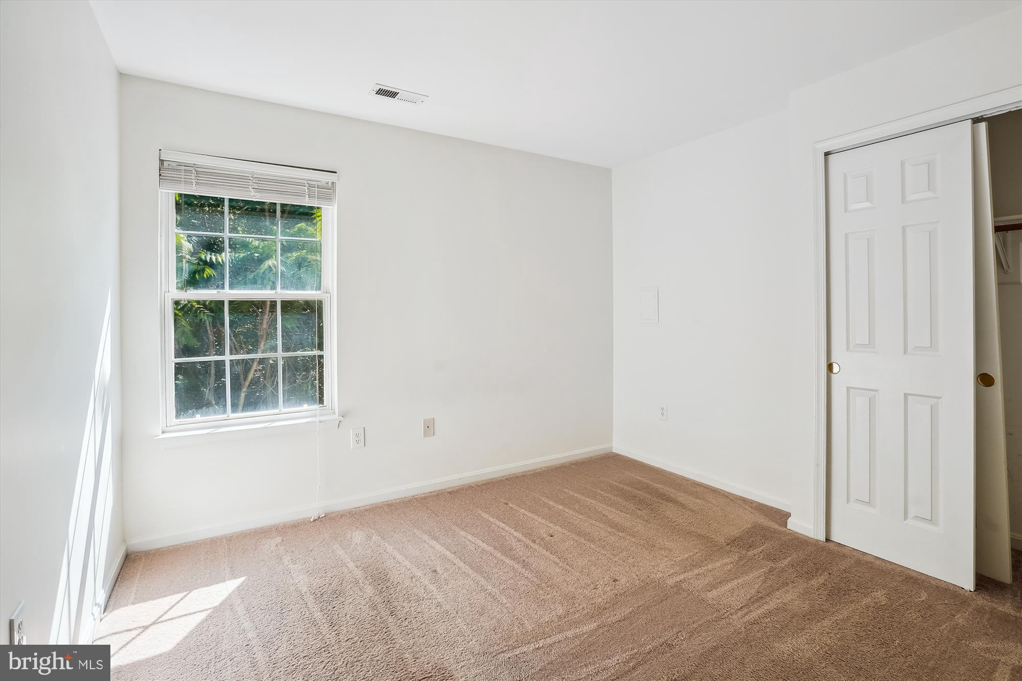 STAFFORD LAKES VILLAGE - Residential Lease