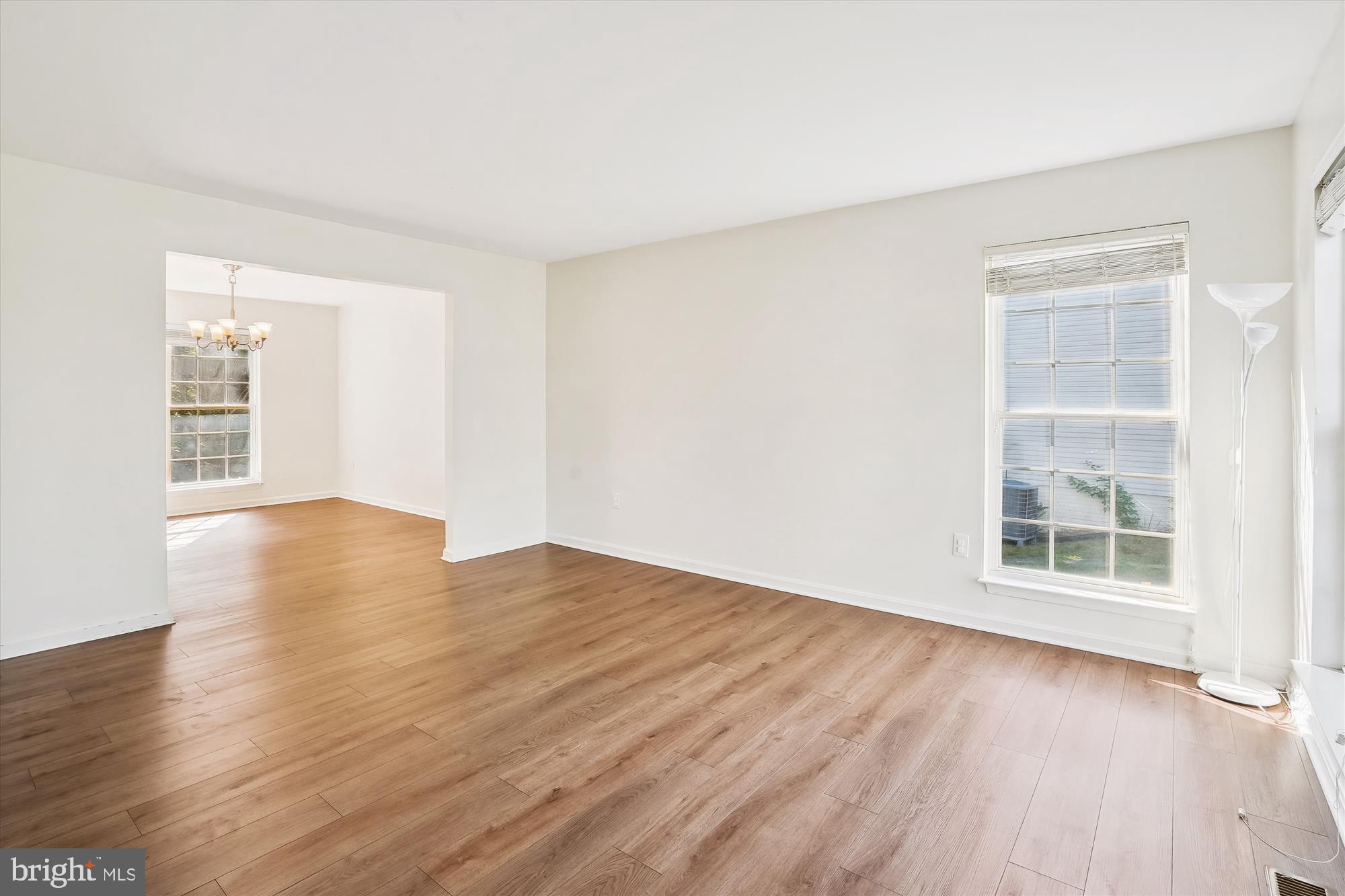 STAFFORD LAKES VILLAGE - Residential Lease