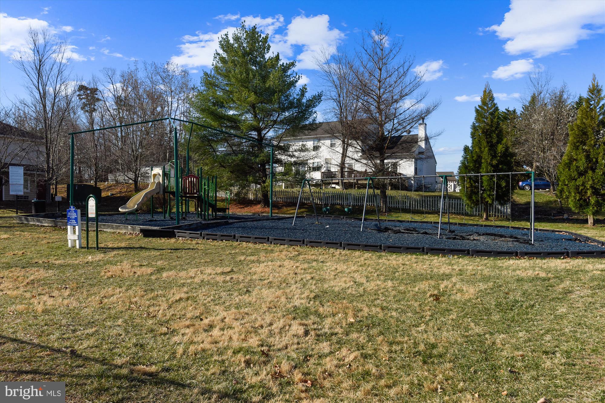 STAFFORD LAKES VILLAGE - Residential Lease