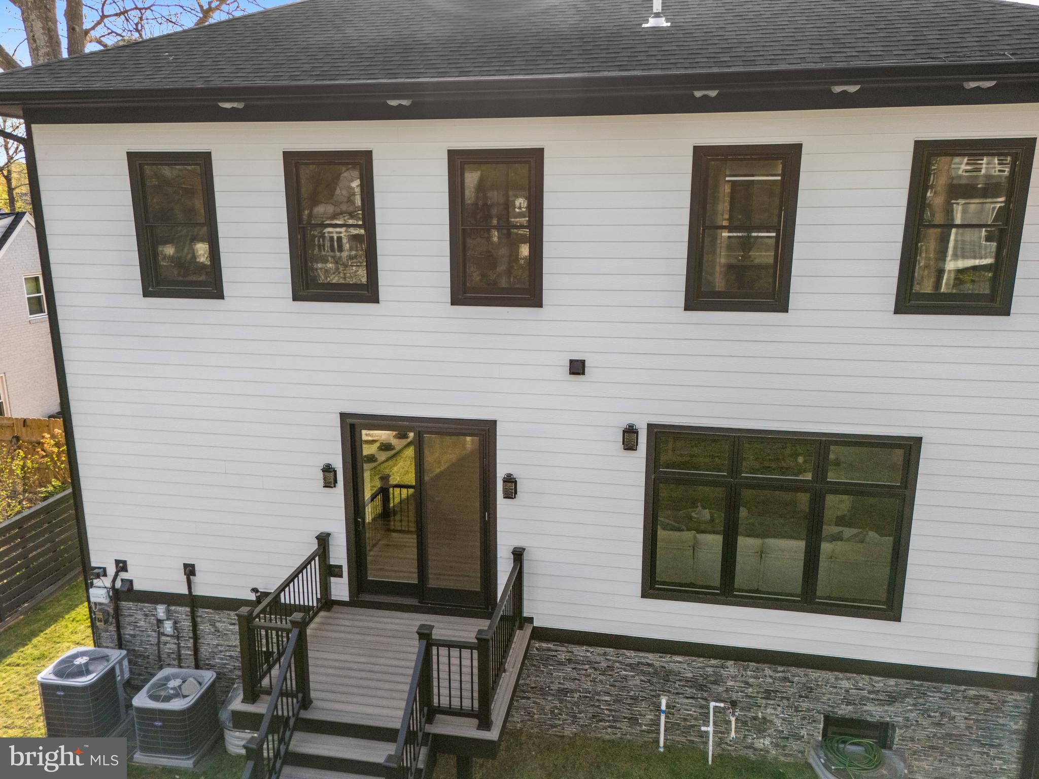 FENWICK PARK - Residential