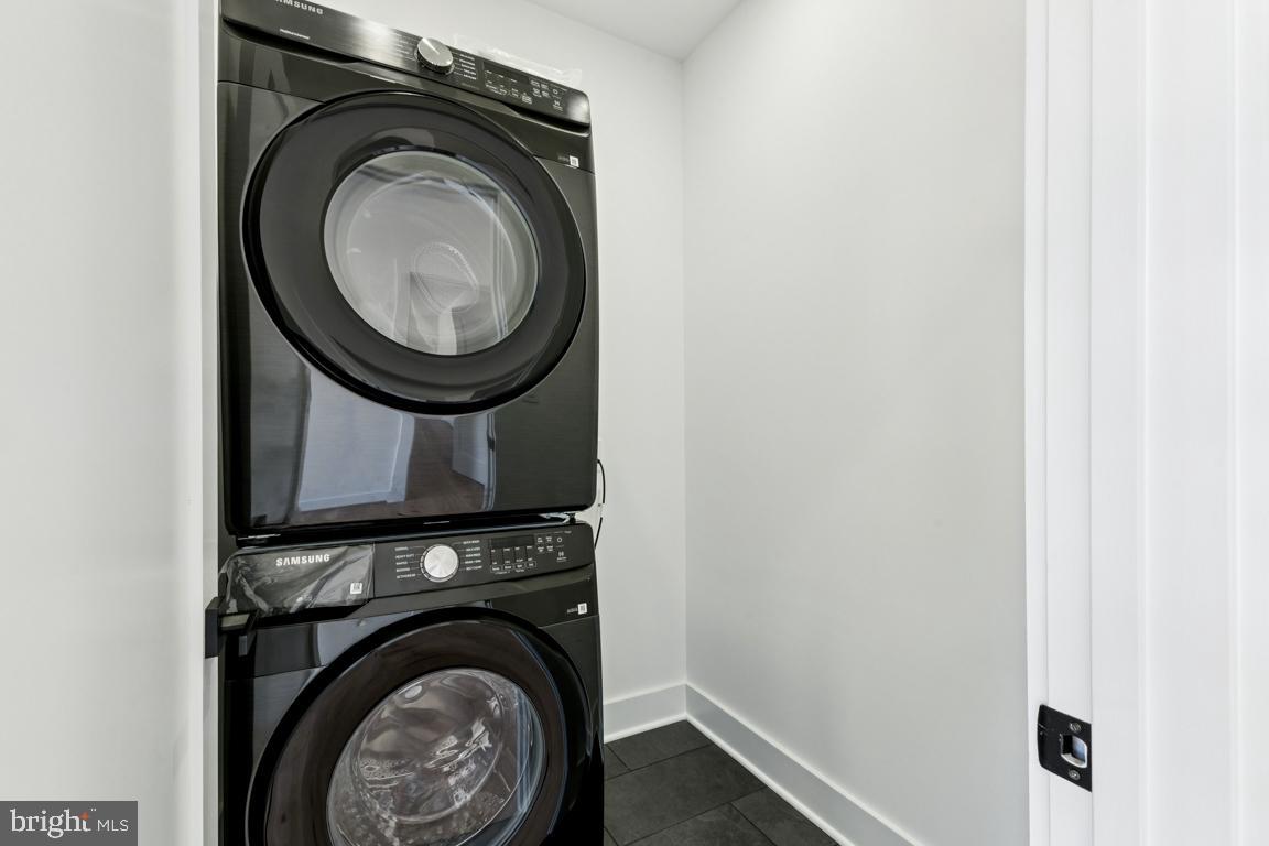 FENWICK PARK - Residential