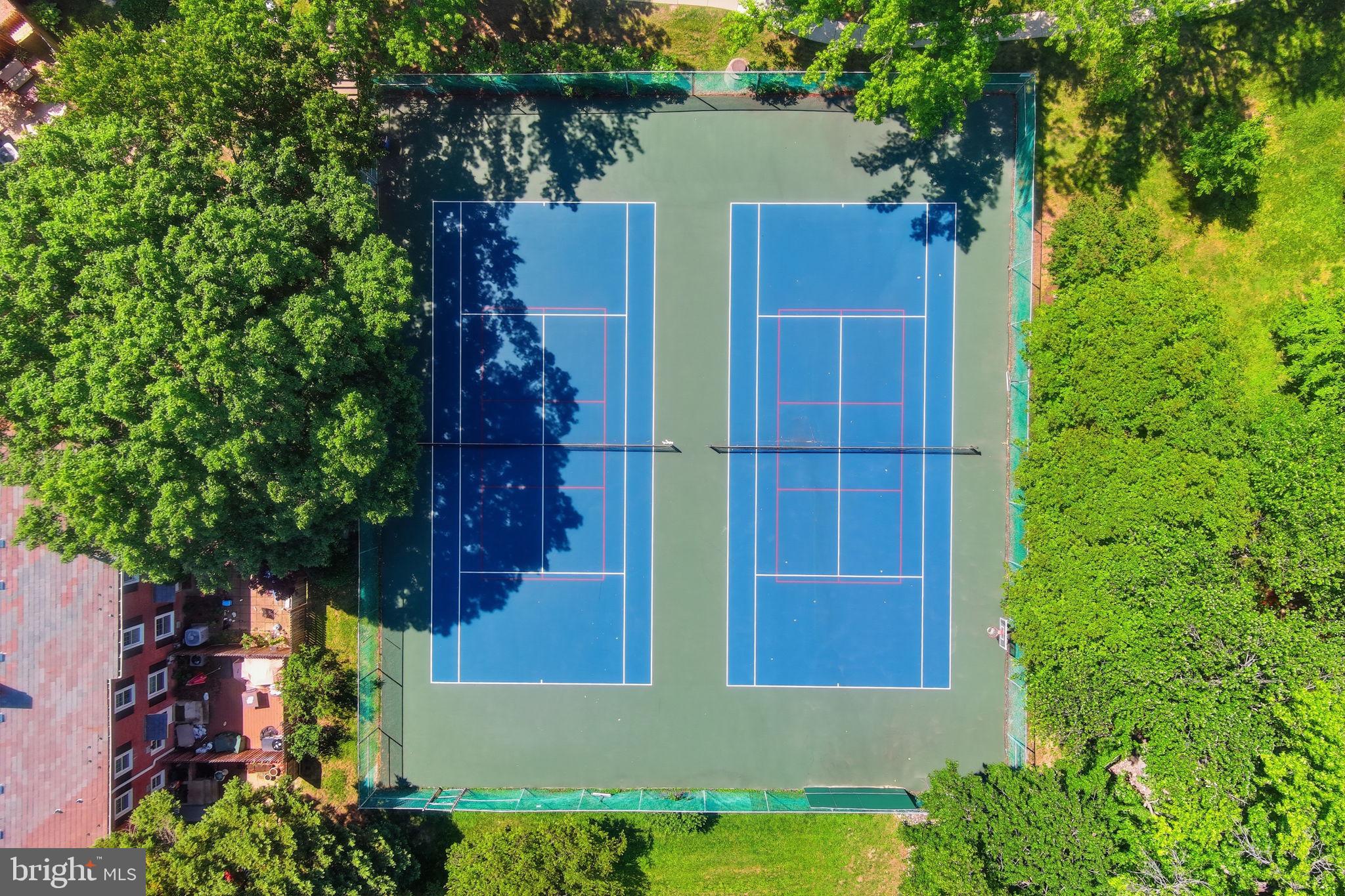 FAIRLINGTON VILLAGES - Residential