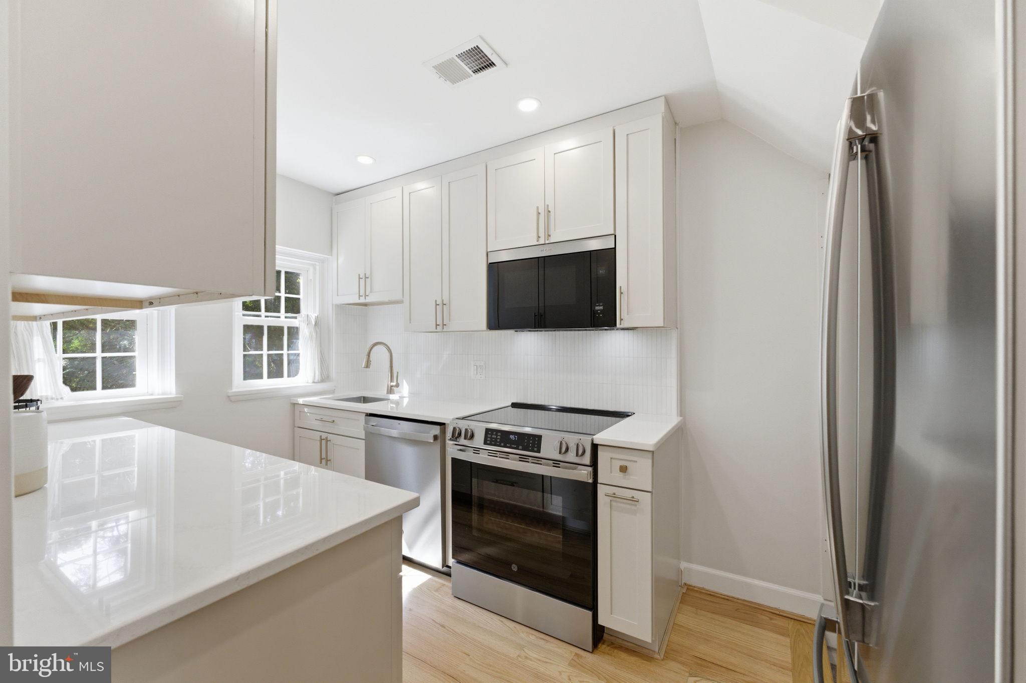 FAIRLINGTON VILLAGES - Residential