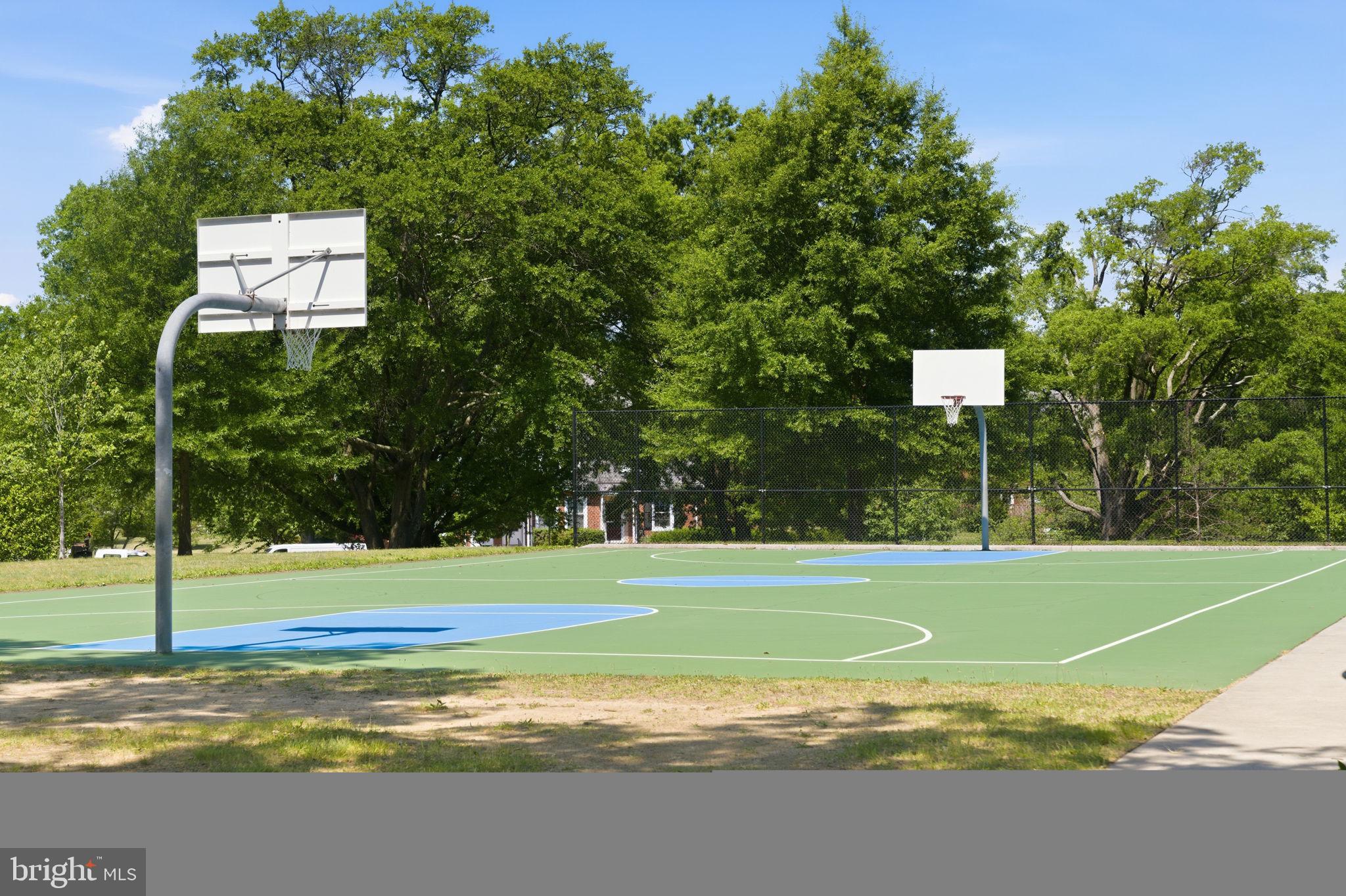 FAIRLINGTON VILLAGES - Residential