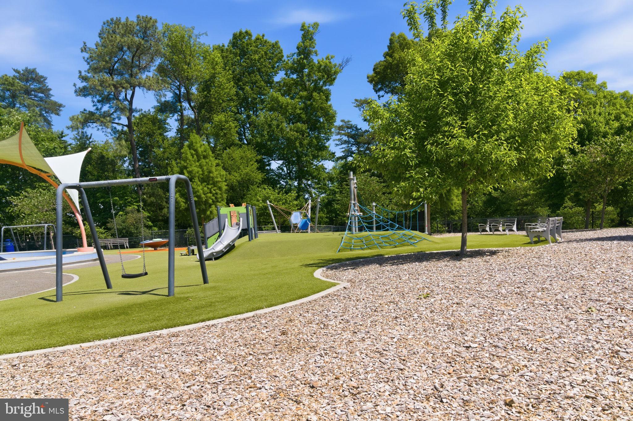 FAIRLINGTON VILLAGES - Residential
