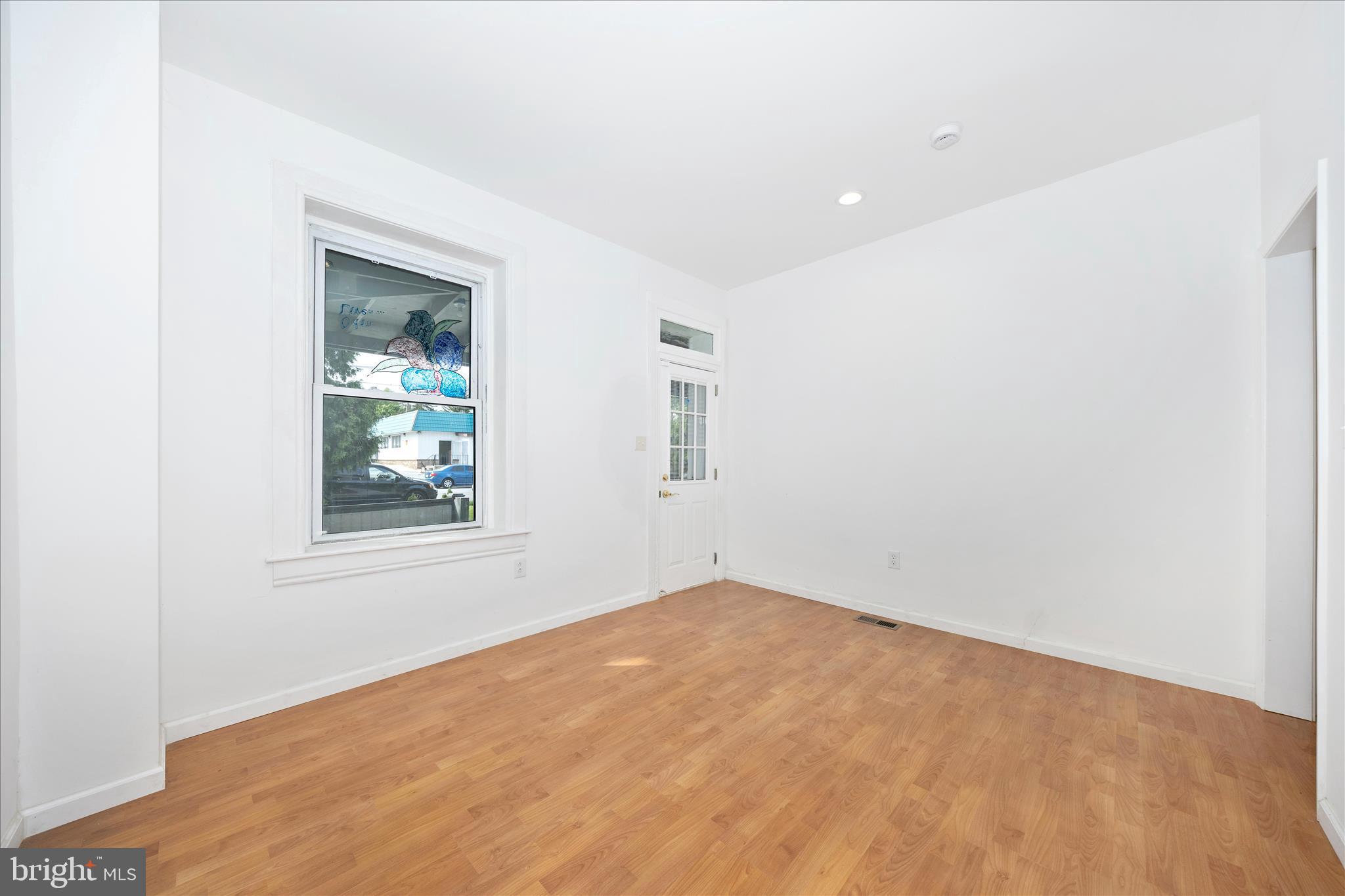 16 BELVIEW AVENUE