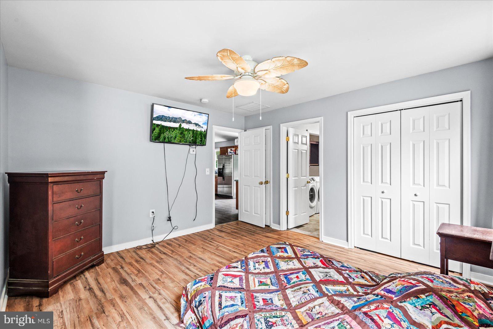 STRATFORD HALL - Residential