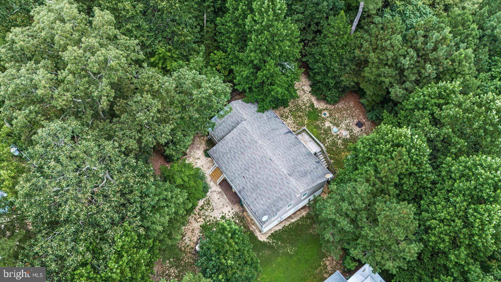 STRATFORD HALL - Residential